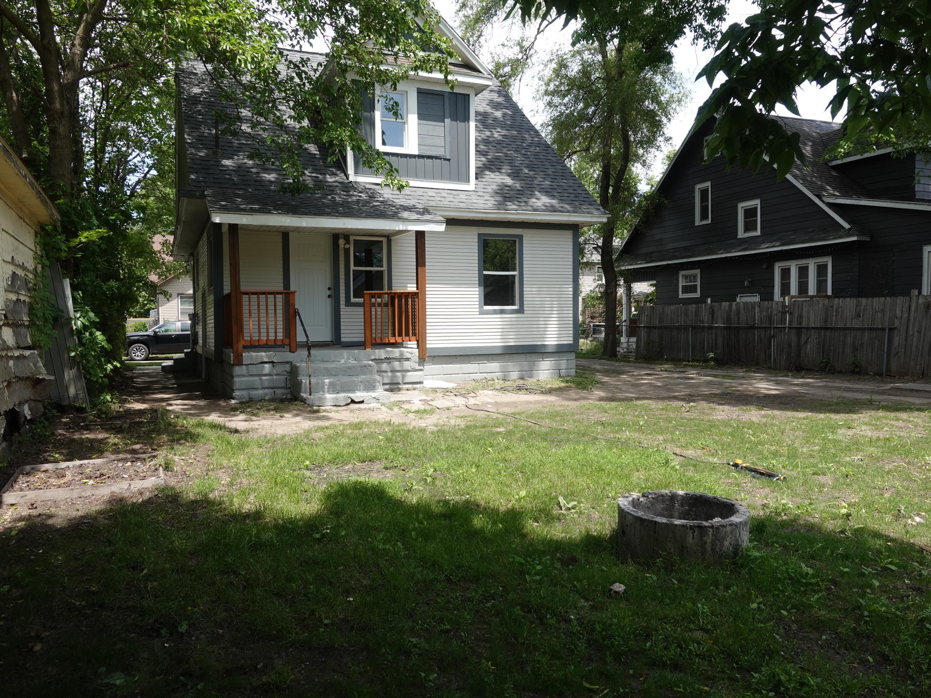 60 Baylis Street SW Grand Rapids MI 49507