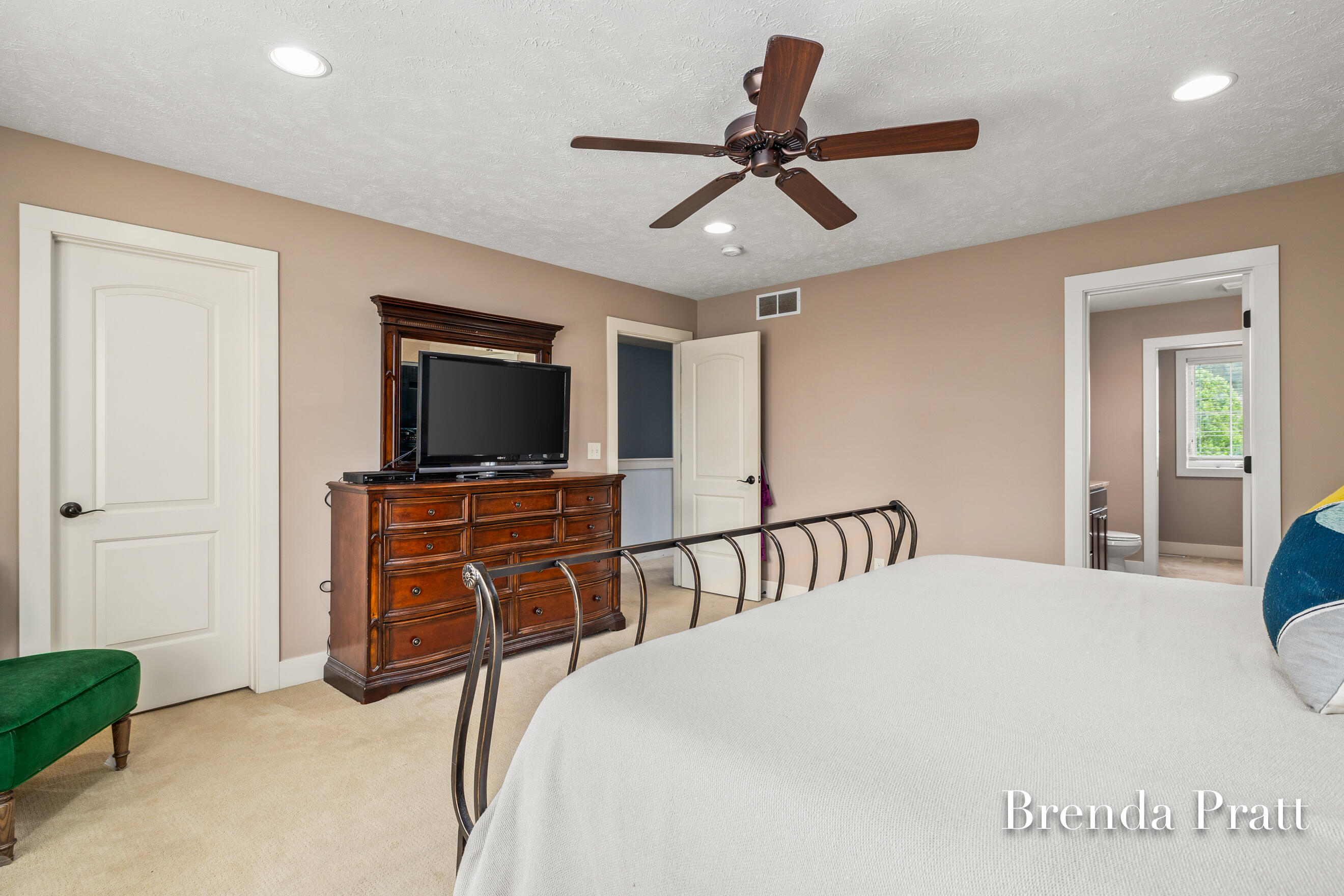 9845 Sunset Ridge Drive NE Rockford MI 49341