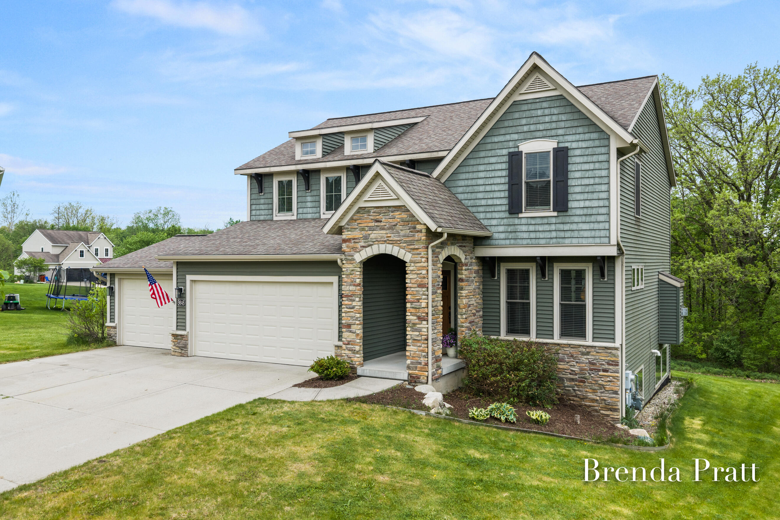 9845 Sunset Ridge Drive NE Rockford MI 49341