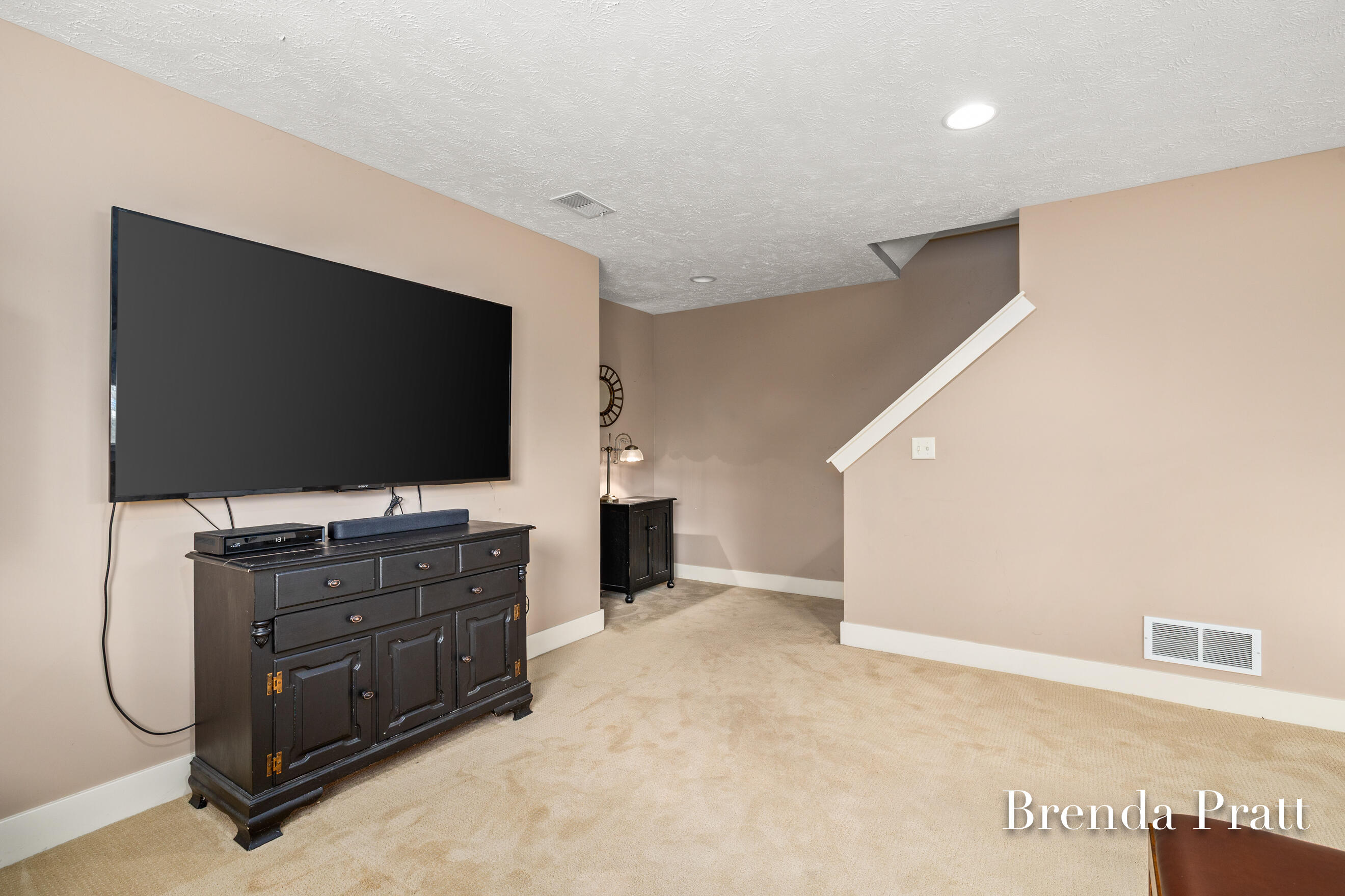 9845 Sunset Ridge Drive NE Rockford MI 49341