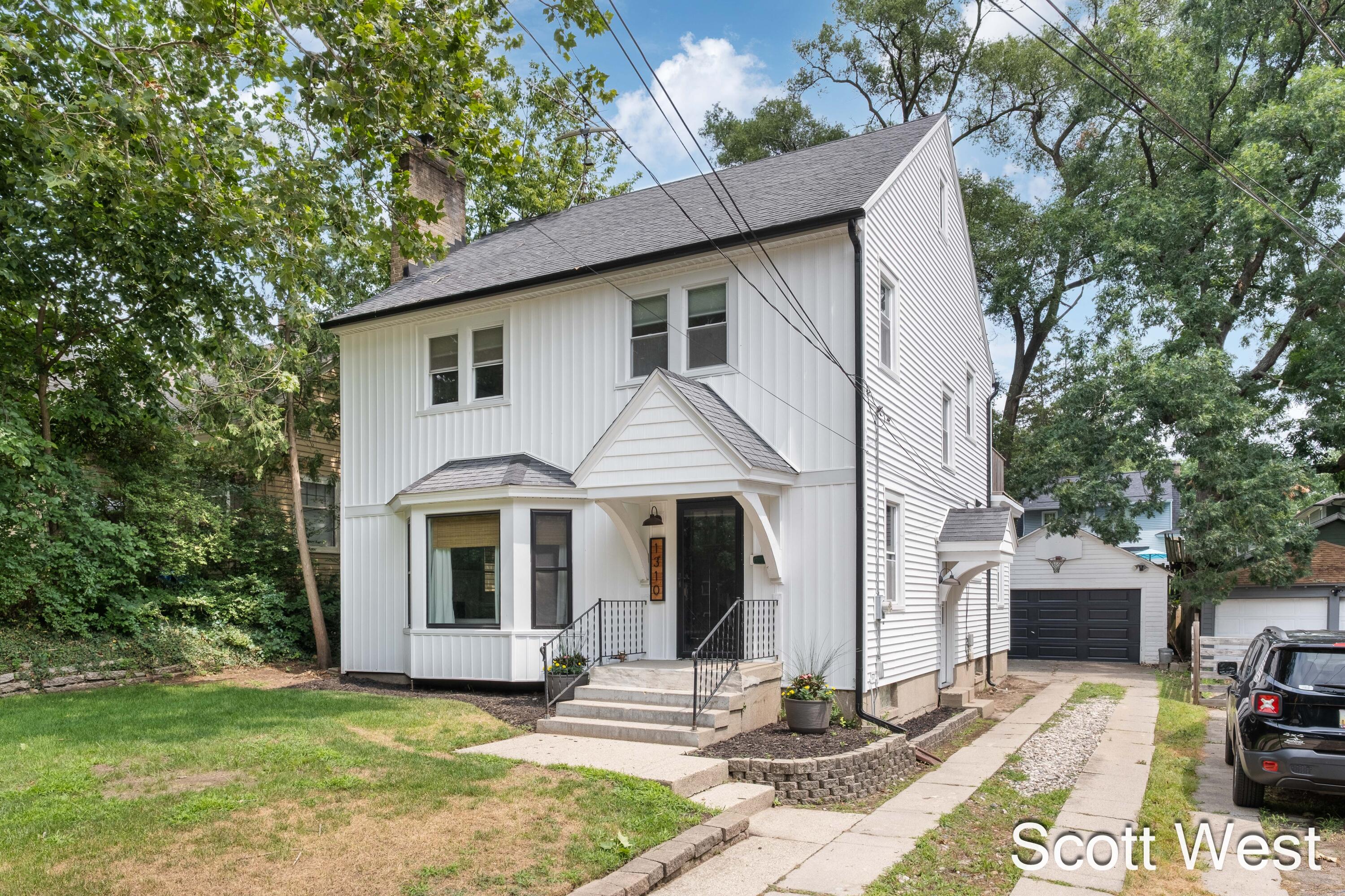 1310 Underwood Avenue SE Grand Rapids MI 49506