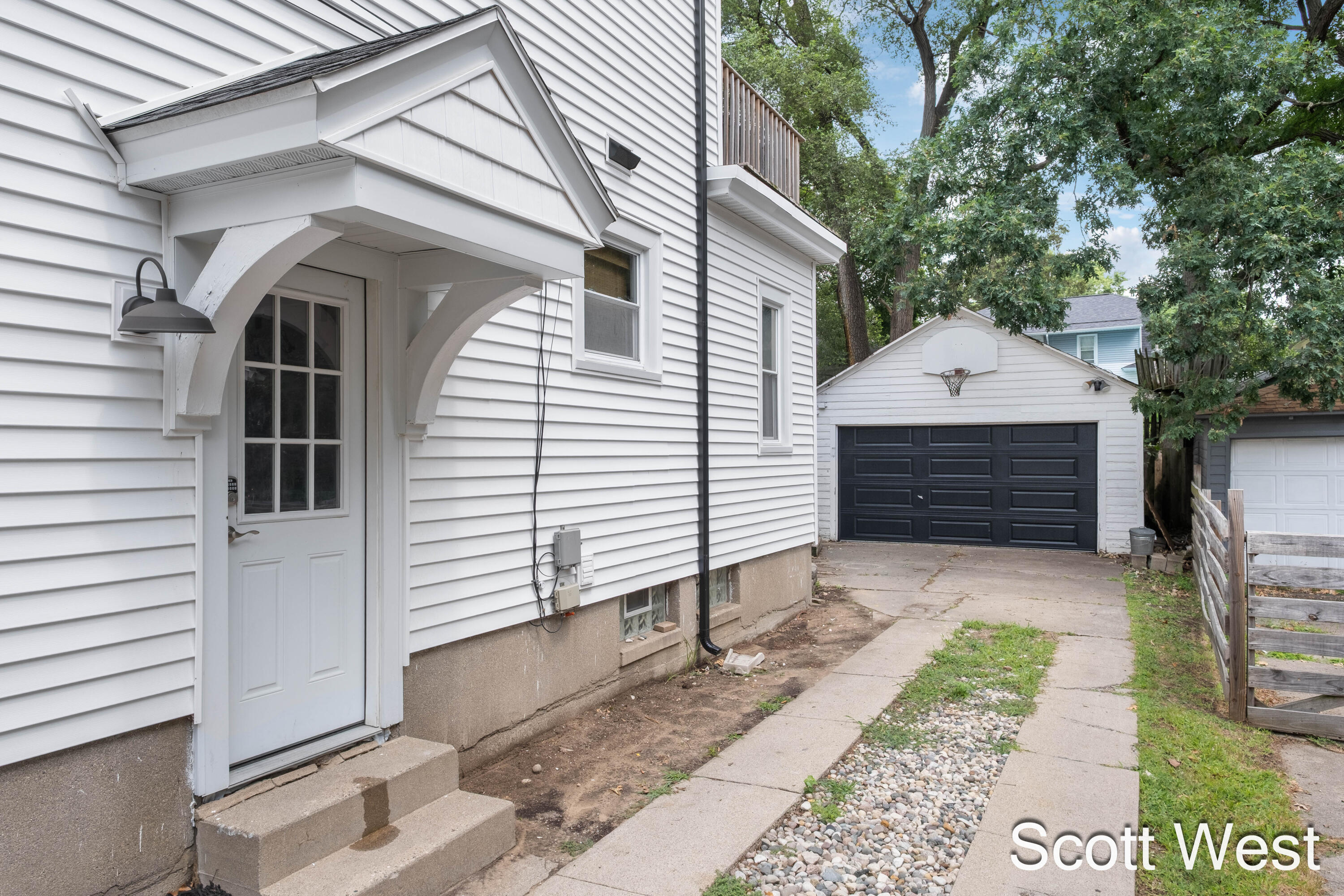 1310 Underwood Avenue SE Grand Rapids MI 49506