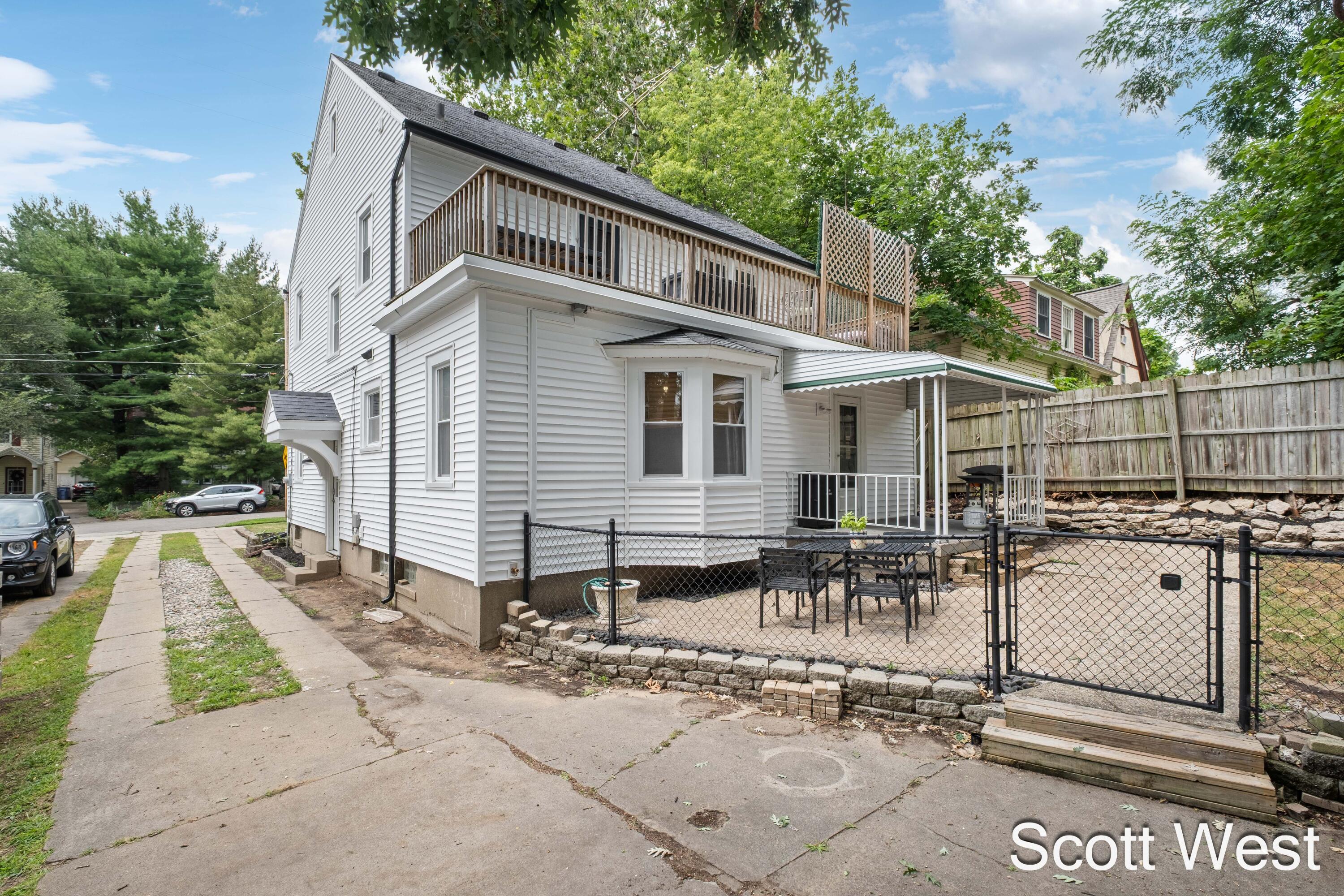 1310 Underwood Avenue SE Grand Rapids MI 49506