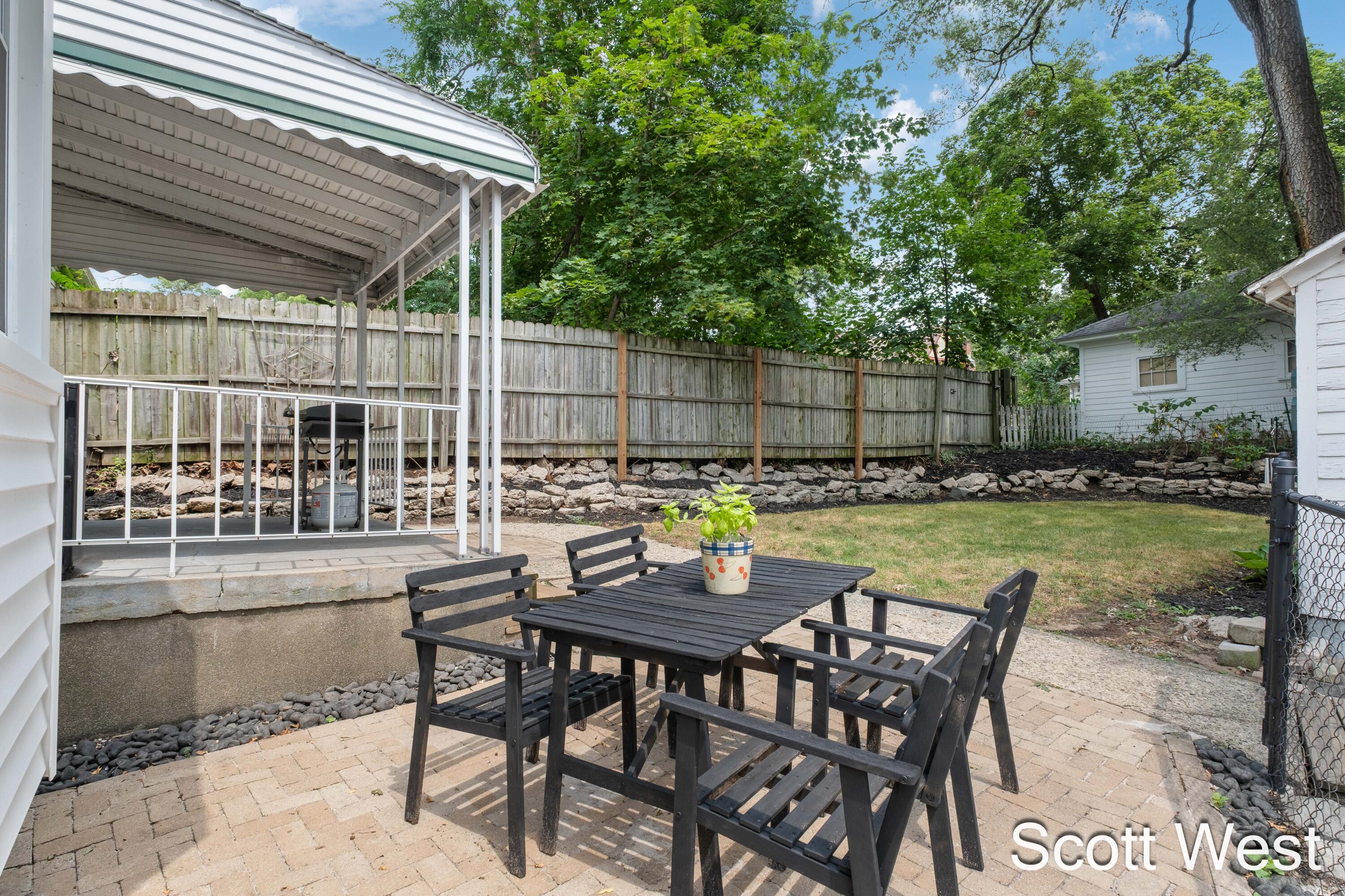 1310 Underwood Avenue SE Grand Rapids MI 49506