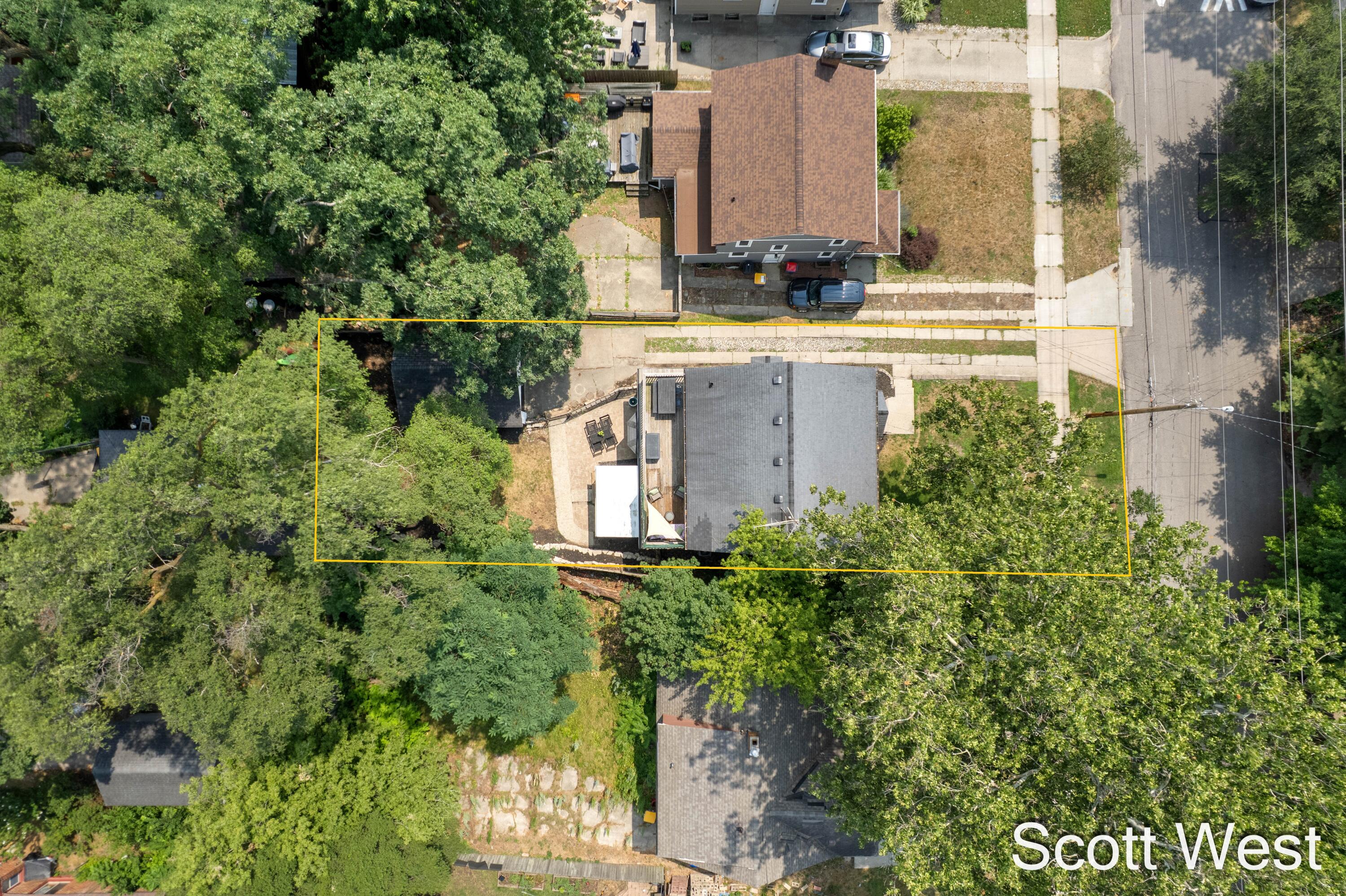 1310 Underwood Avenue SE Grand Rapids MI 49506