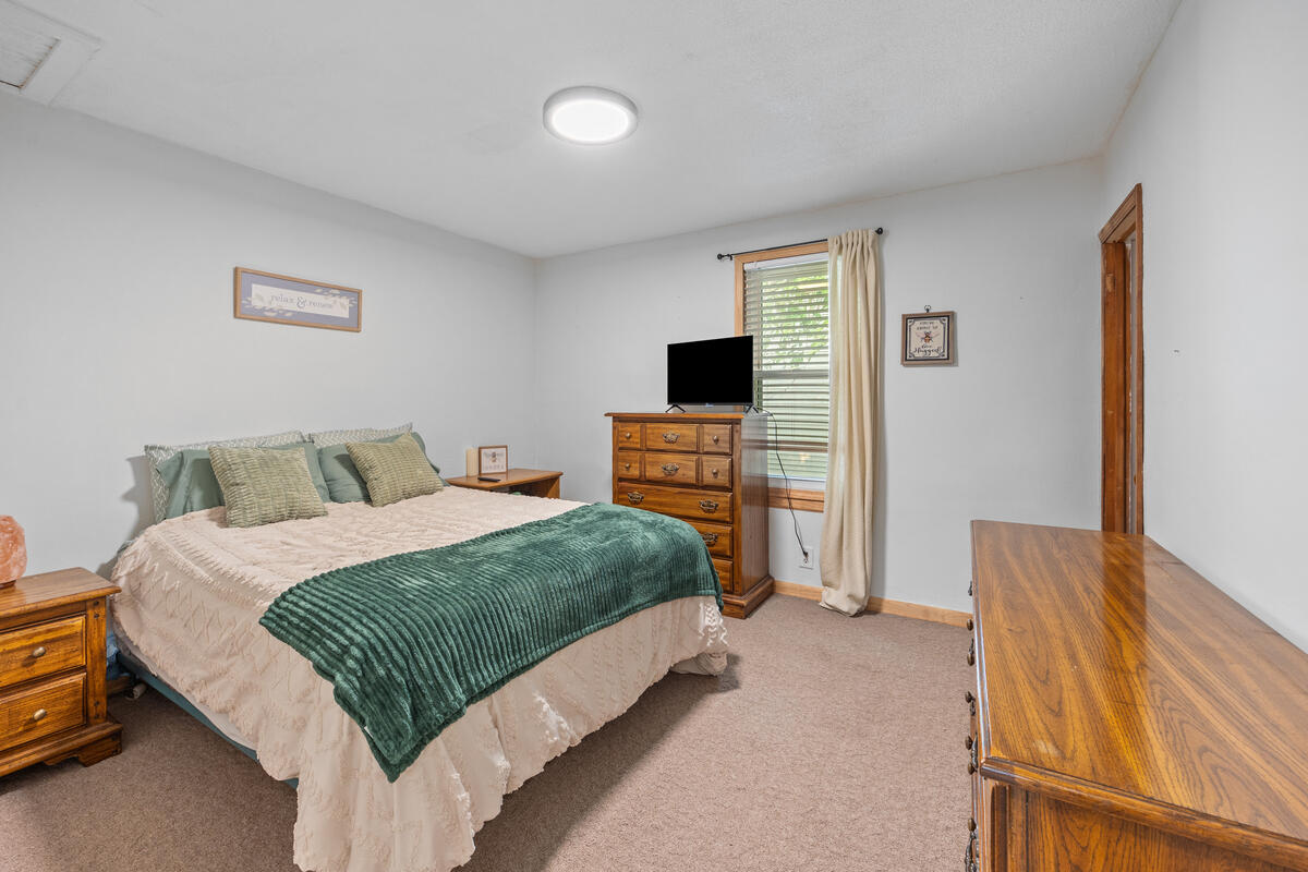 1628 Pennoyer Avenue Grand Haven MI 49417