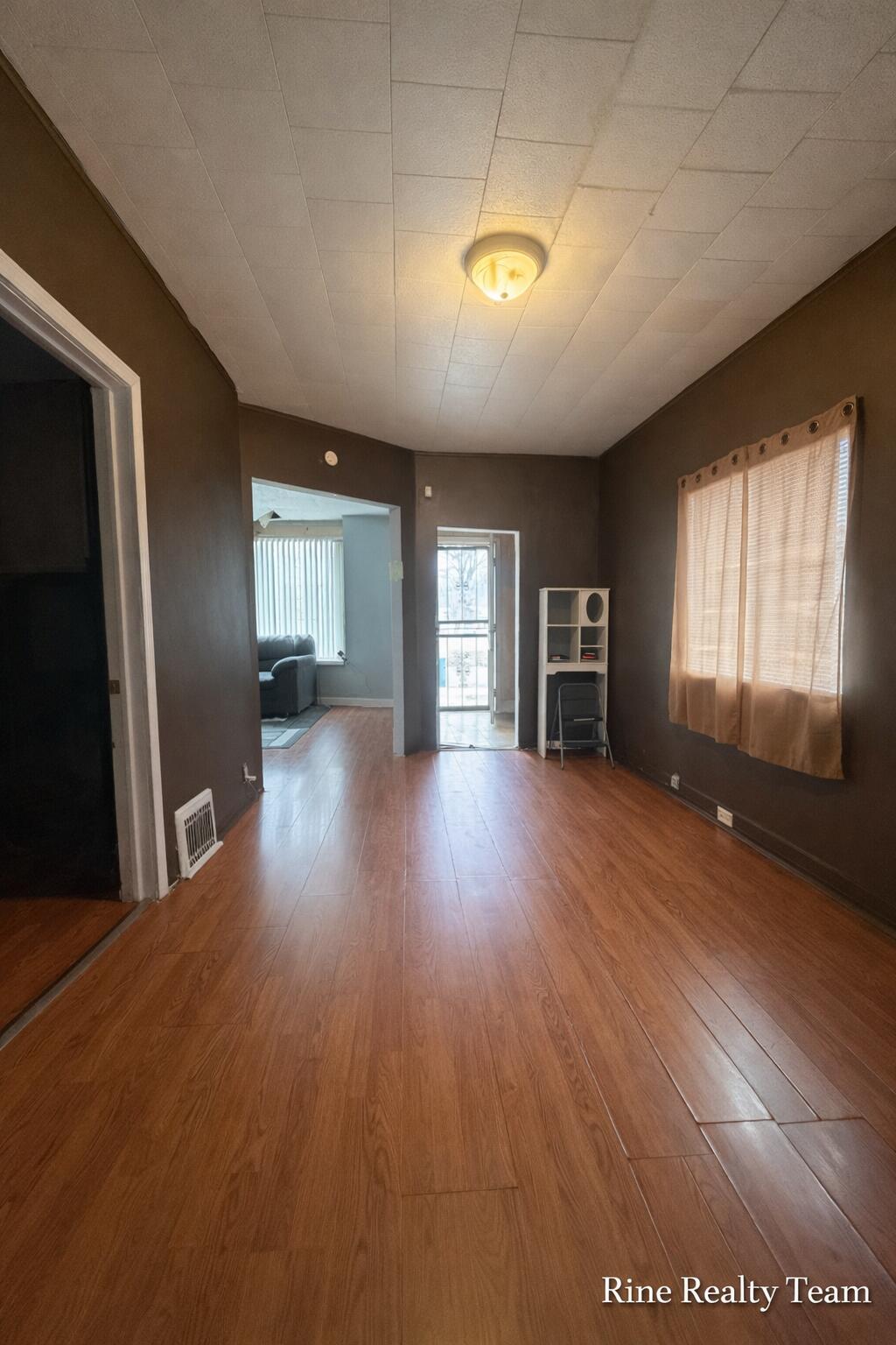 2337 6th Street Muskegon MI 49444