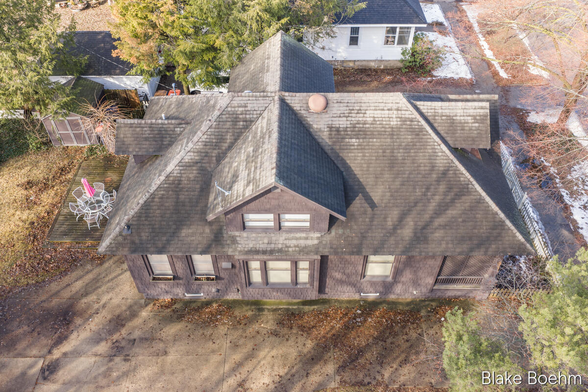 202 E 26th Street Holland MI 49423
