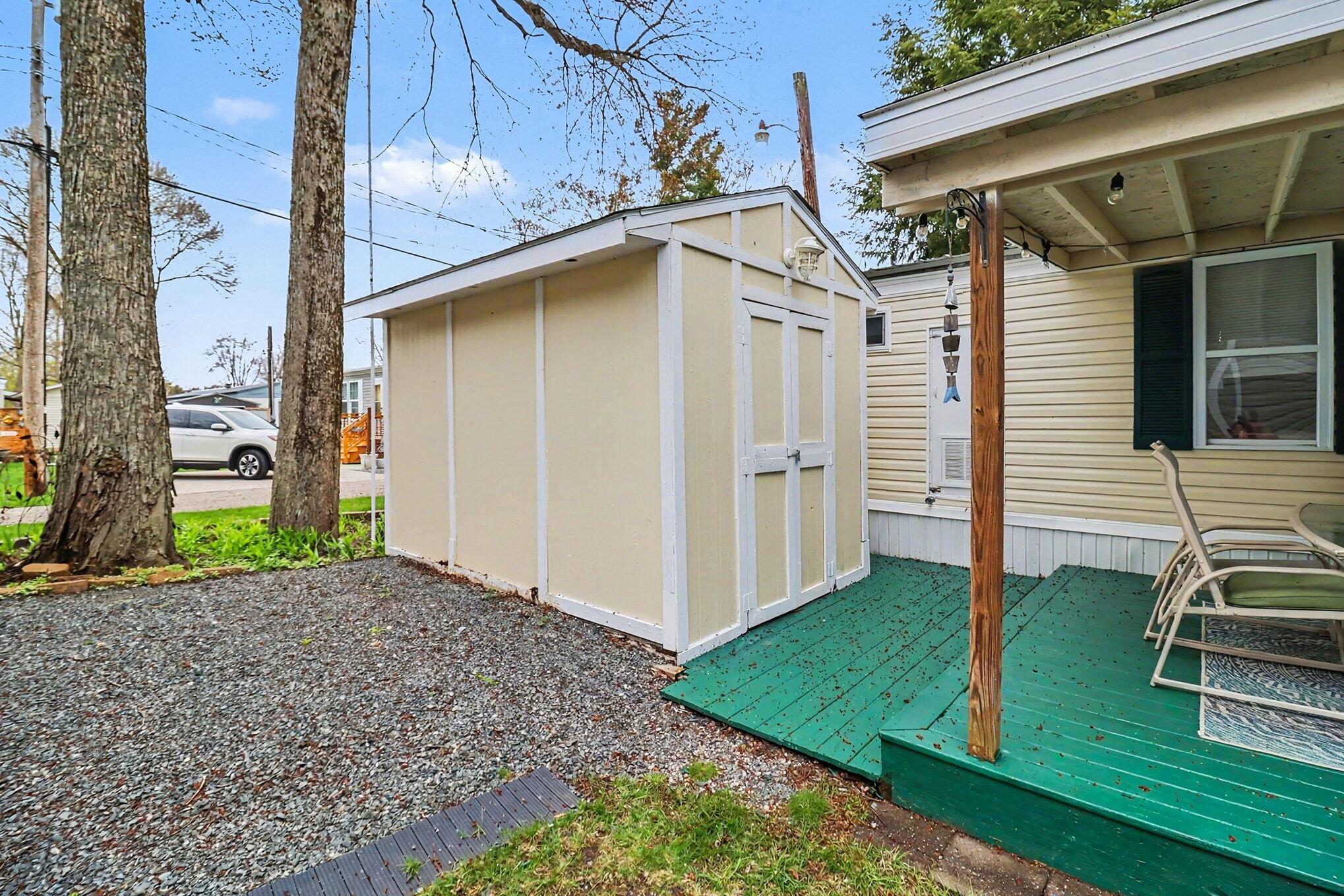 2759 Basin Street Ludington MI 49431