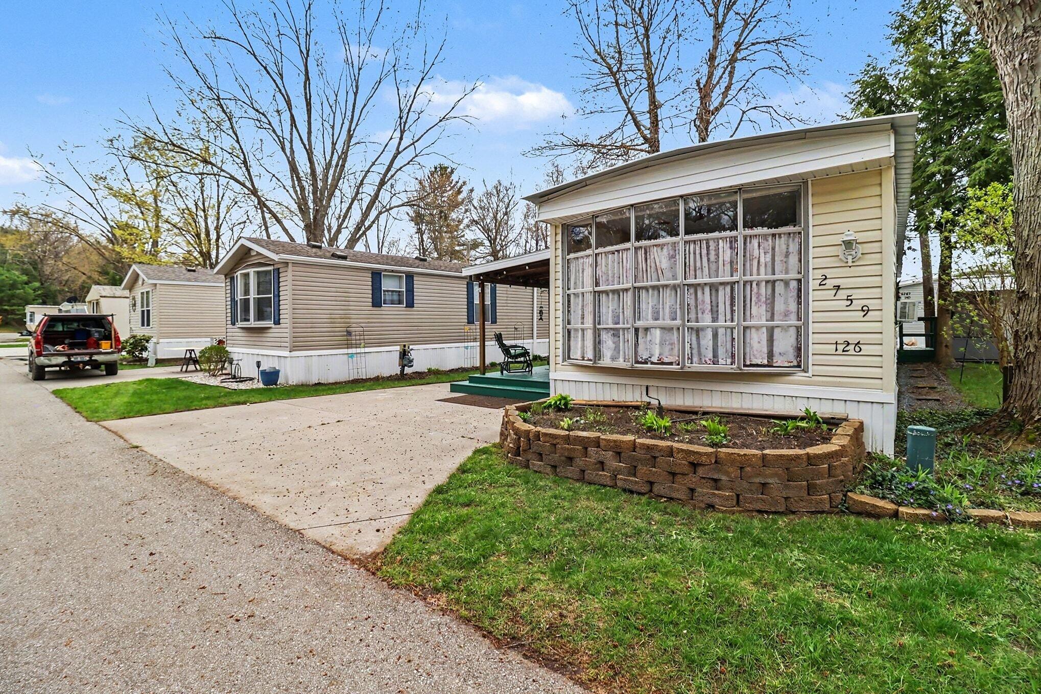 2759 Basin Street Ludington MI 49431