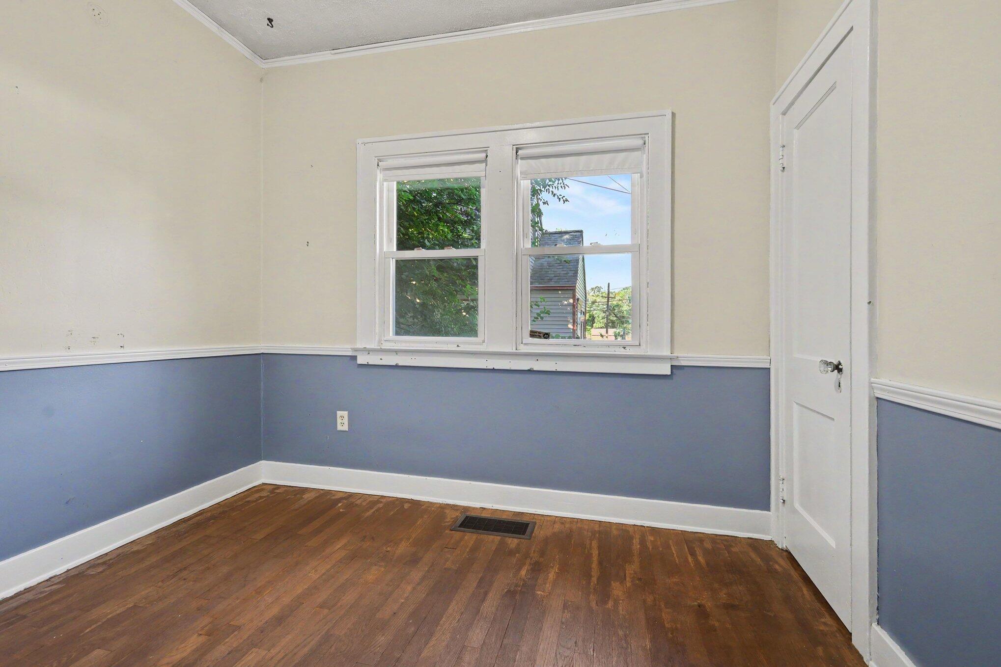 1036 Dickinson Street SE Grand Rapids MI 49507