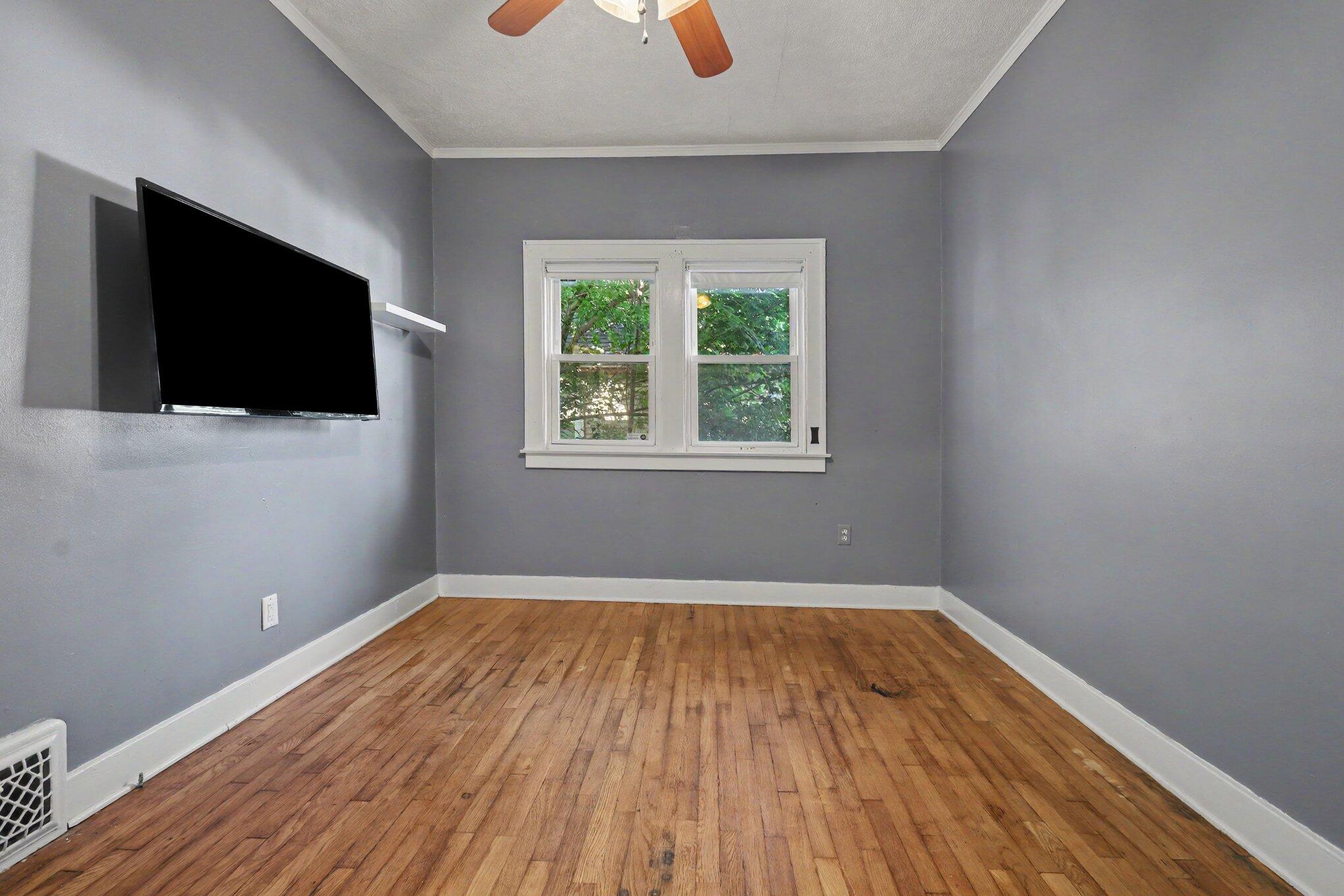 1036 Dickinson Street SE Grand Rapids MI 49507