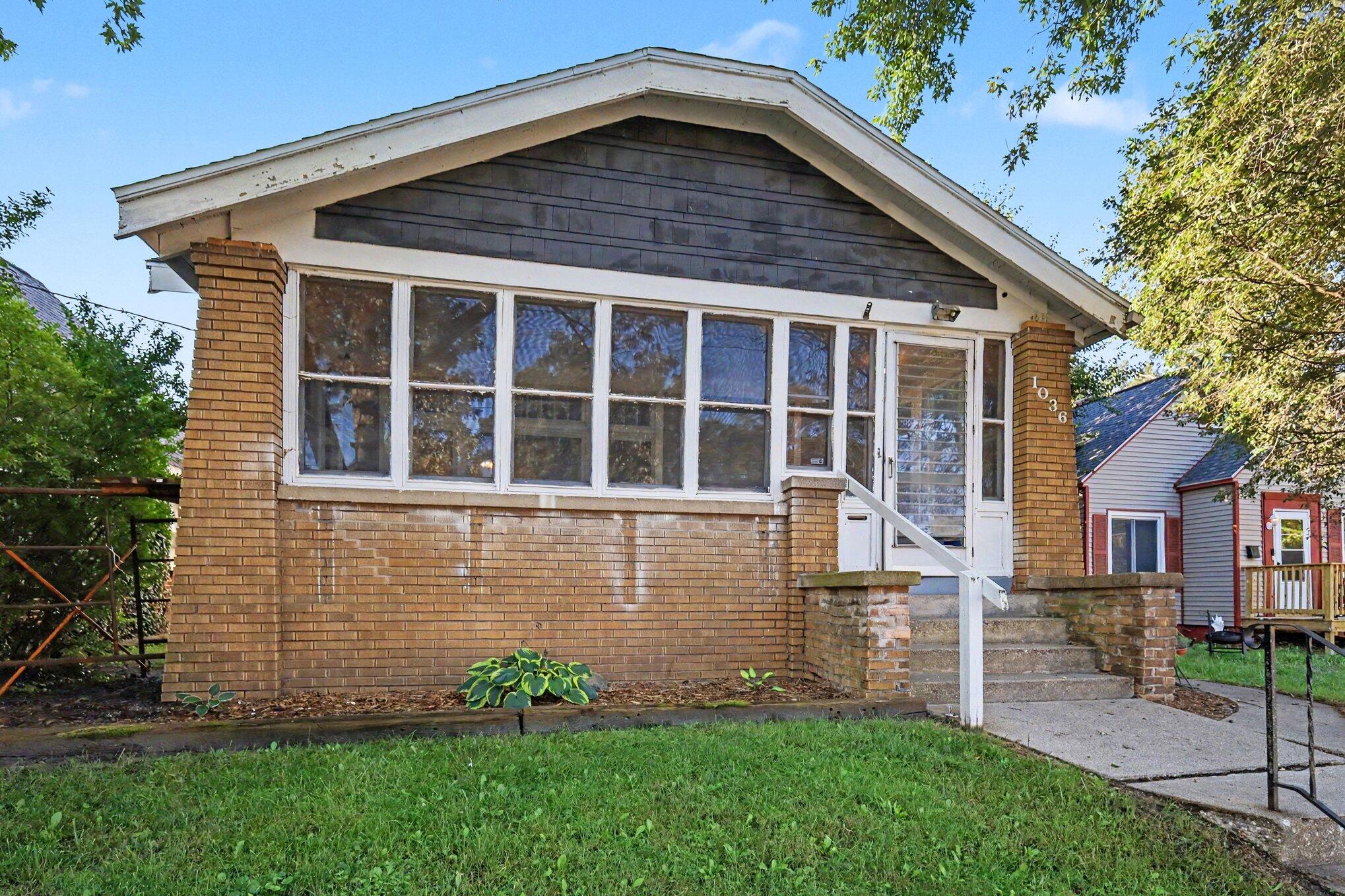 1036 Dickinson Street SE Grand Rapids MI 49507
