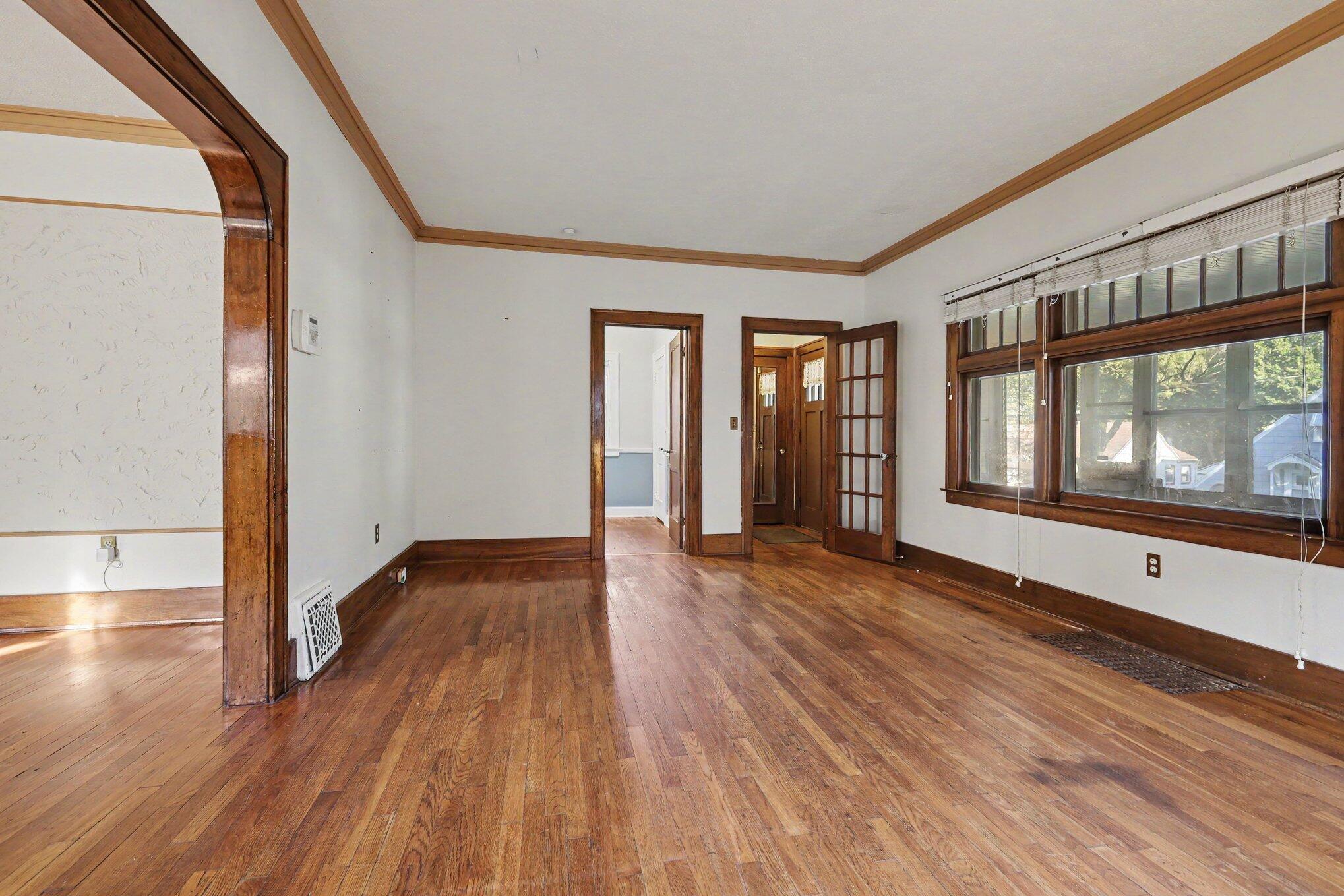 1036 Dickinson Street SE Grand Rapids MI 49507