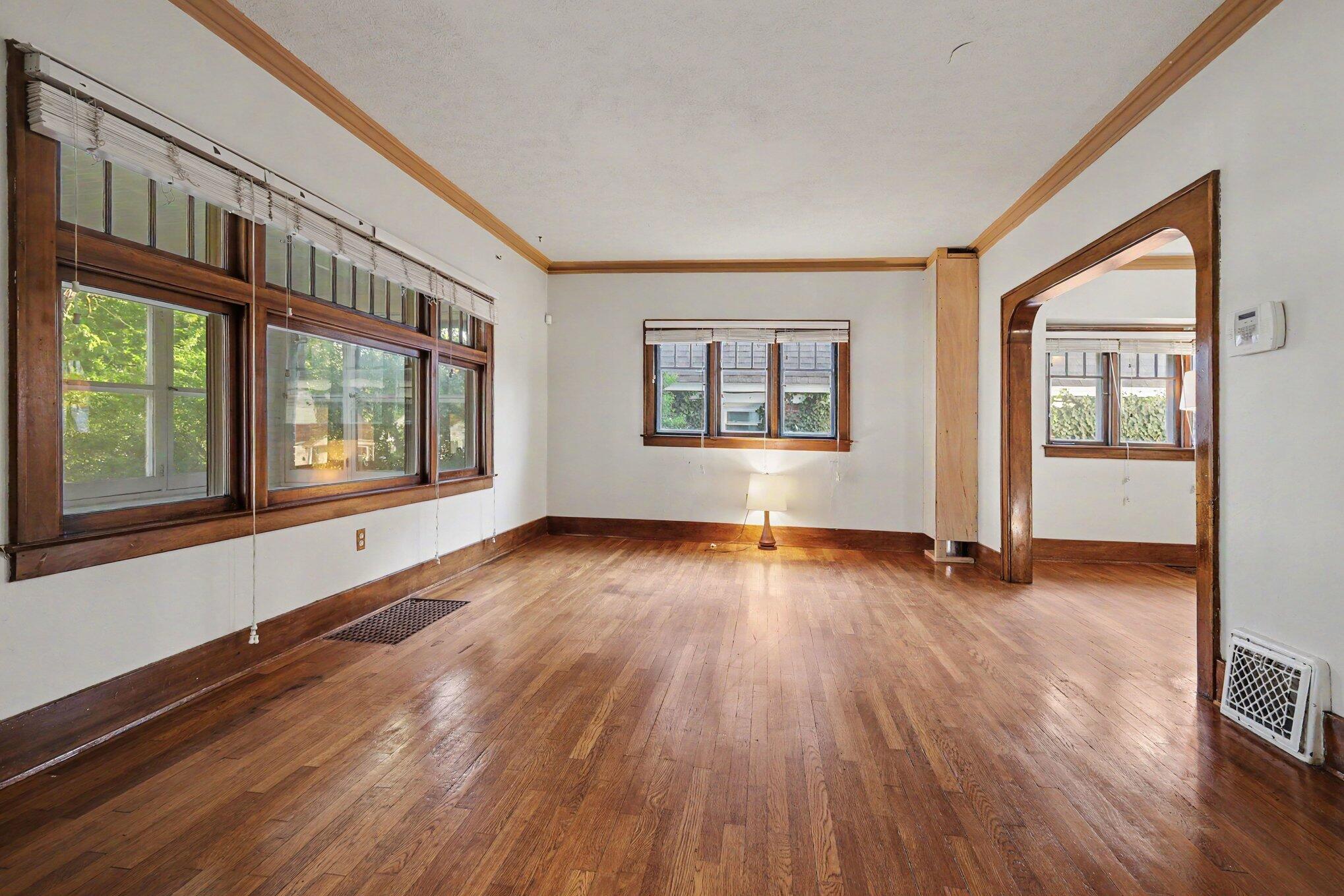 1036 Dickinson Street SE Grand Rapids MI 49507