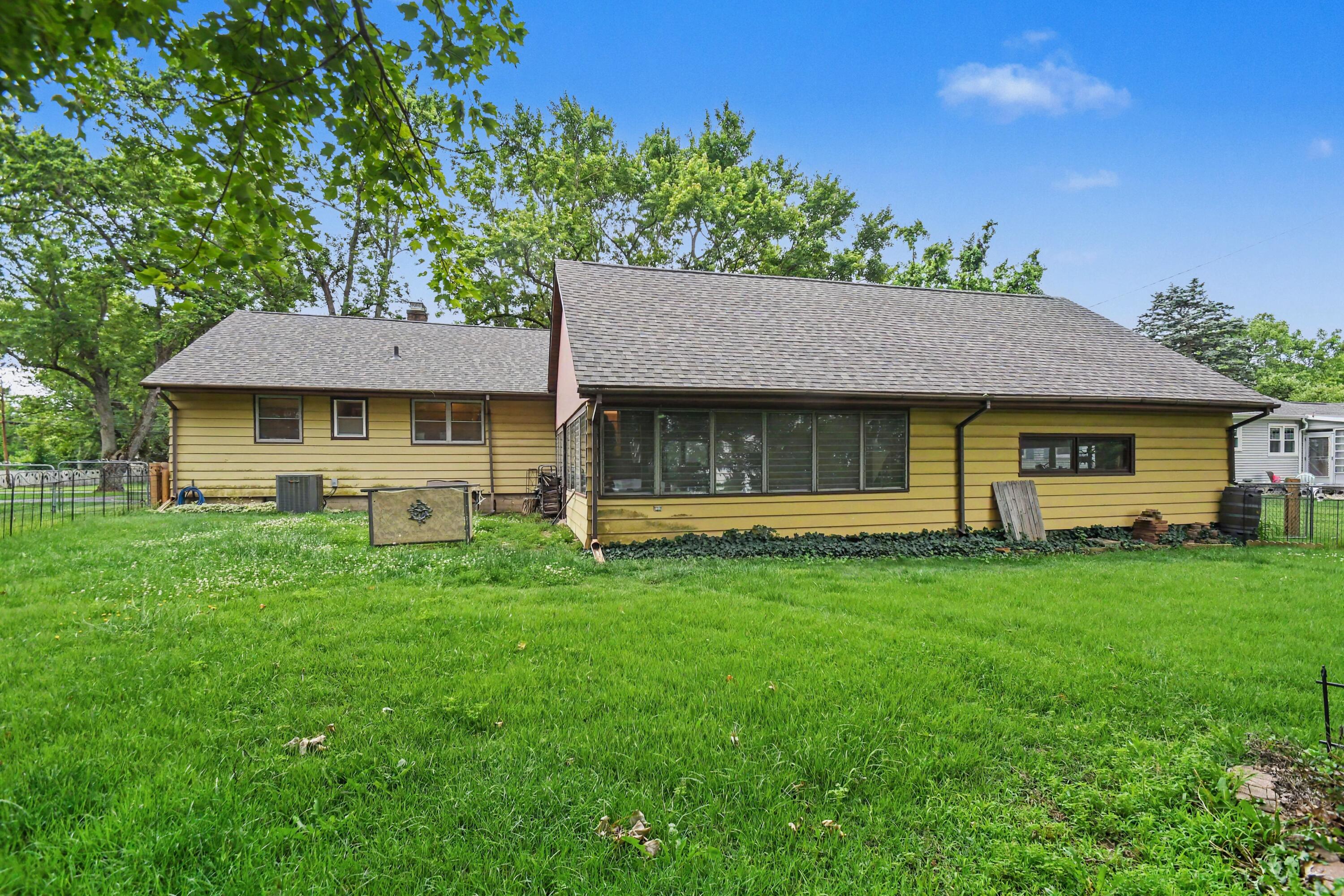 1317 Lasalle Avenue Niles MI 49120
