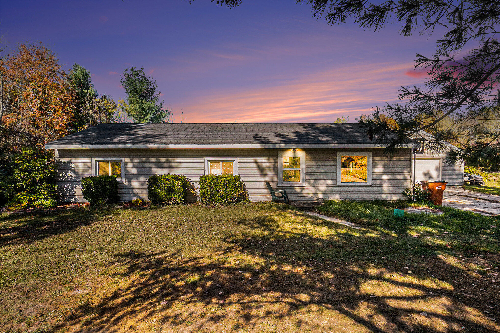 5475 14 Mile Court NE Rockford MI 49341