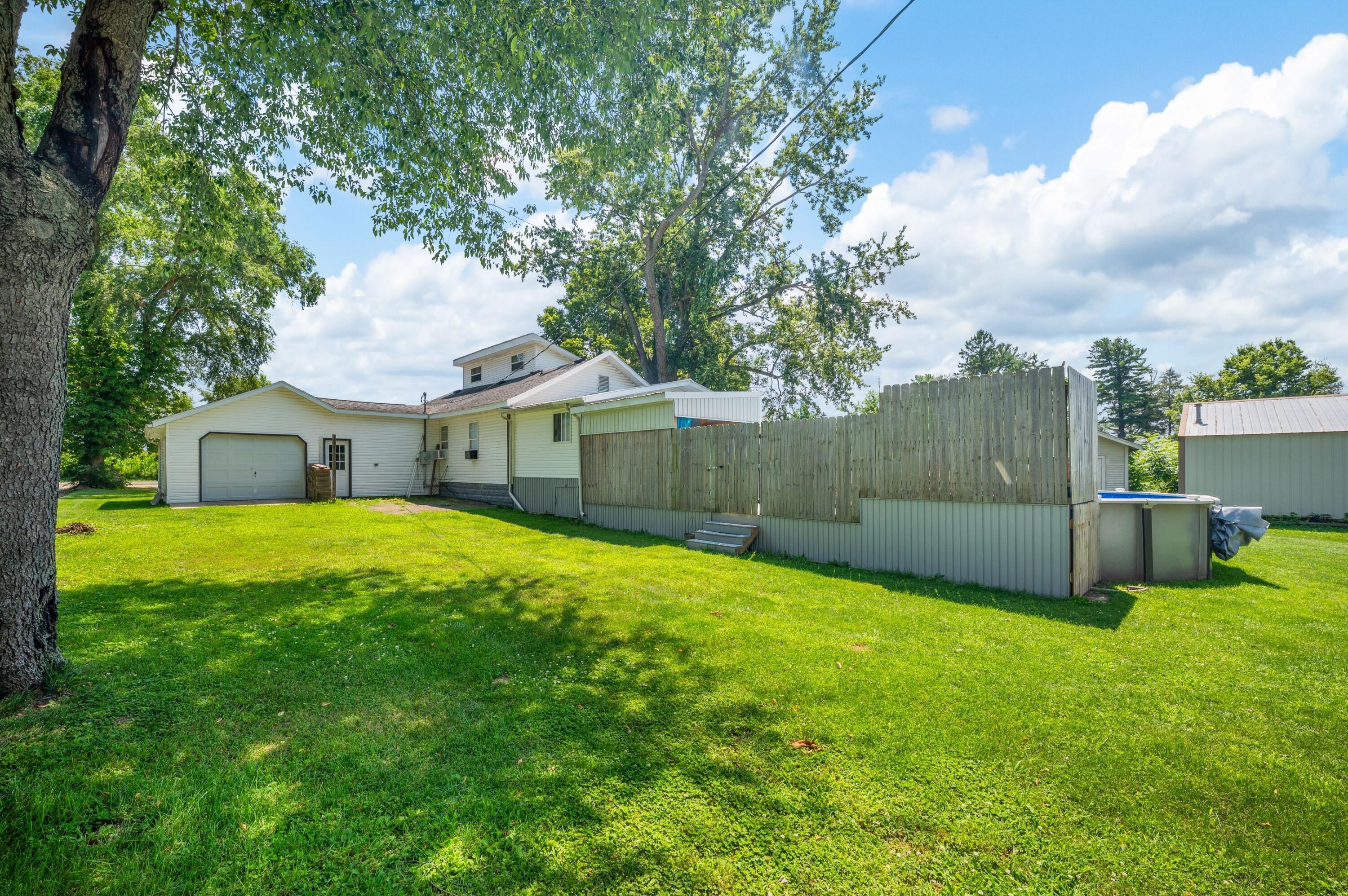 2920 N 5th Street Niles MI 49120