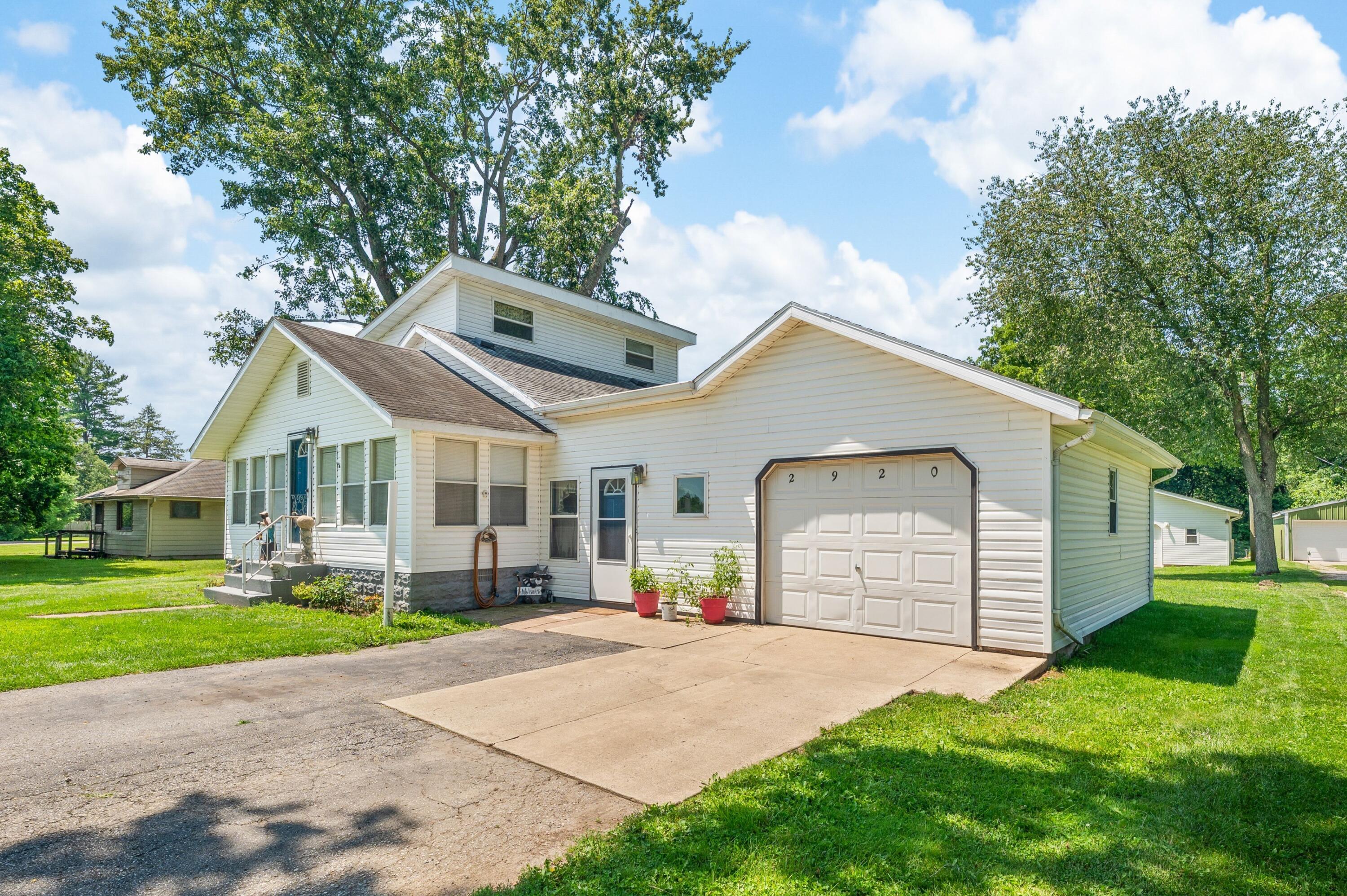 2920 N 5th Street Niles MI 49120