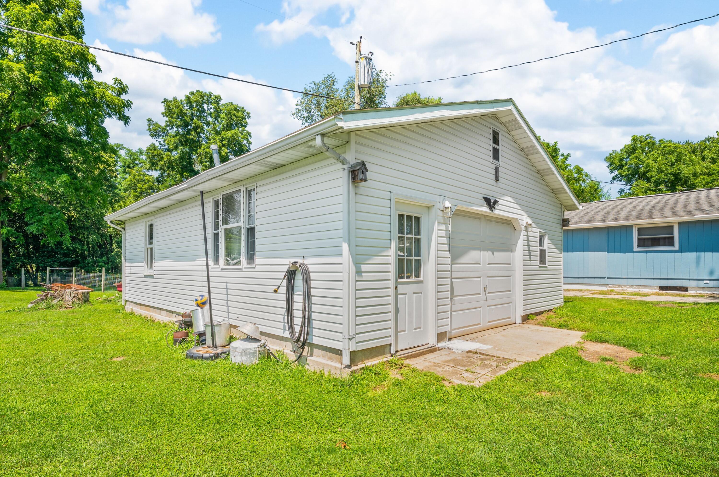 2920 N 5th Street Niles MI 49120