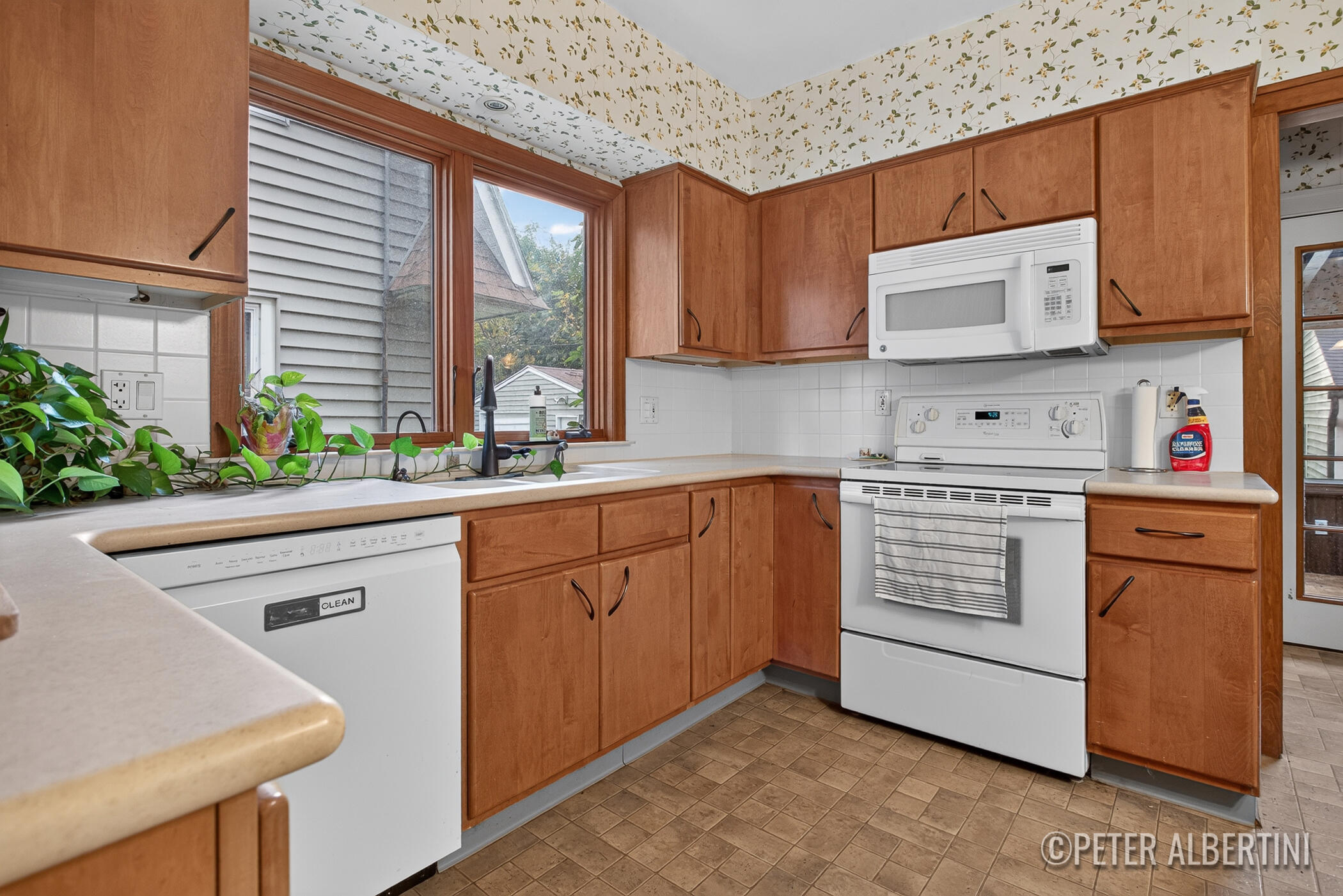 1050 Lake Michigan Drive NW Grand Rapids MI 49504