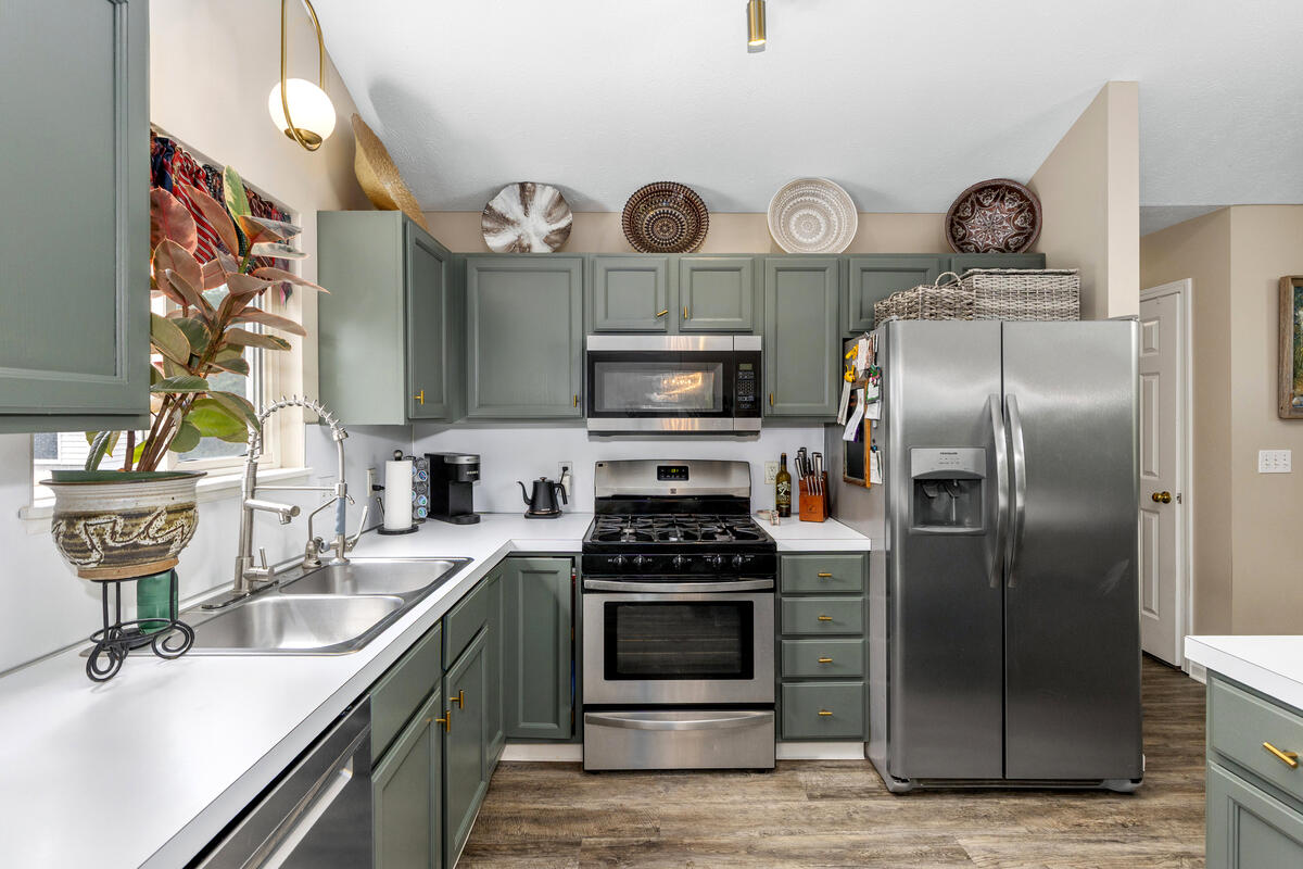 138 Rollingwood Drive Rockford MI 49341