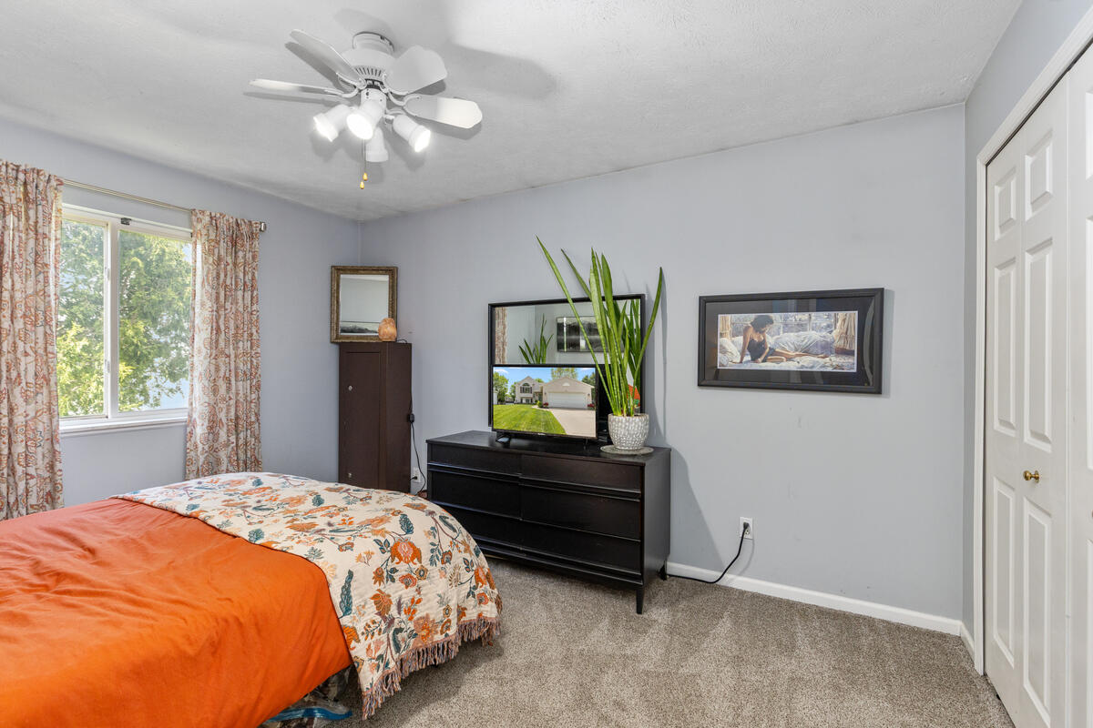 138 Rollingwood Drive Rockford MI 49341