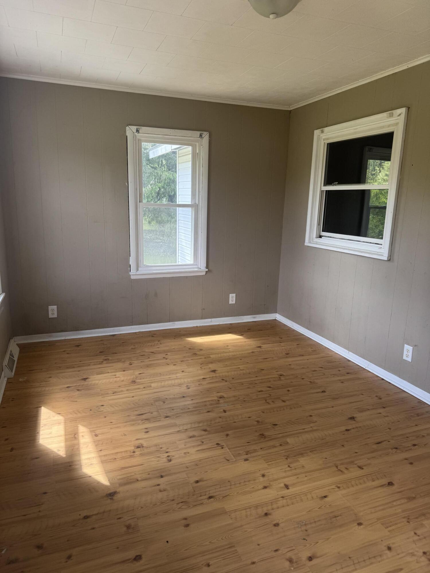 30396 Peavine Street Dowagiac MI 49047