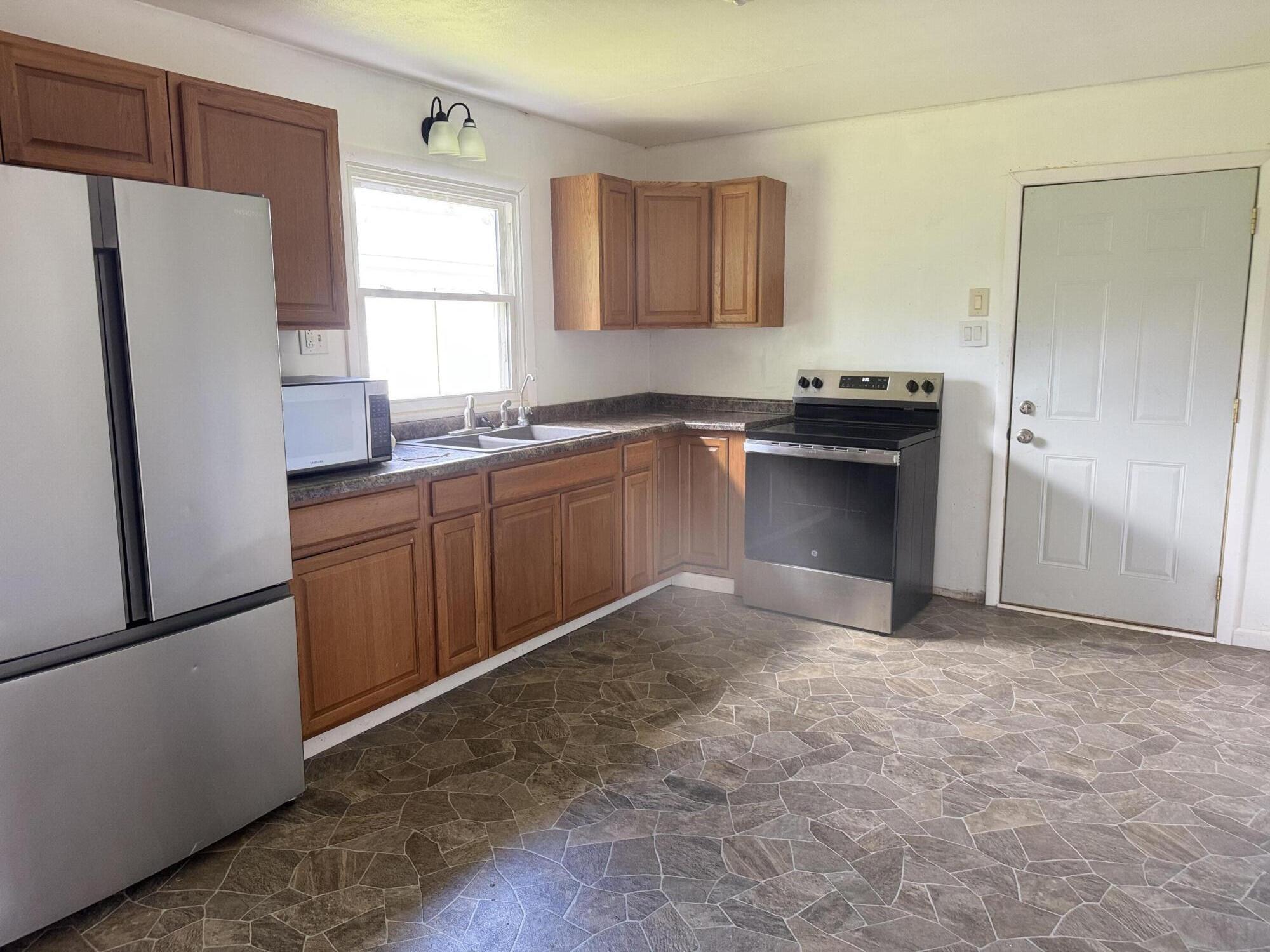 30396 Peavine Street Dowagiac MI 49047