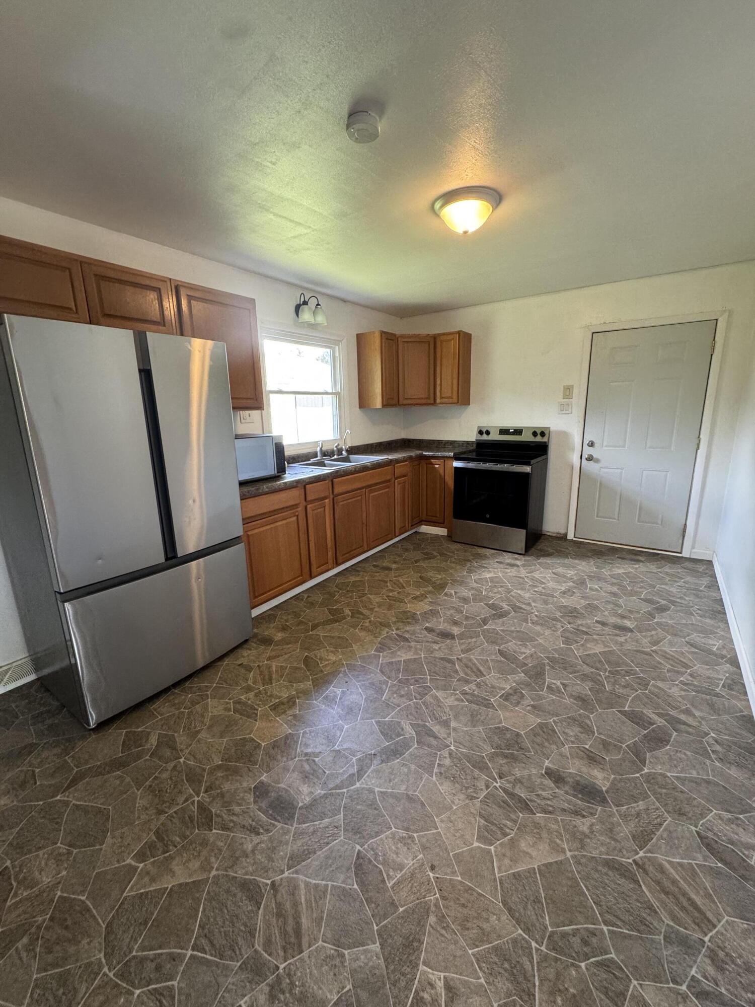 30396 Peavine Street Dowagiac MI 49047