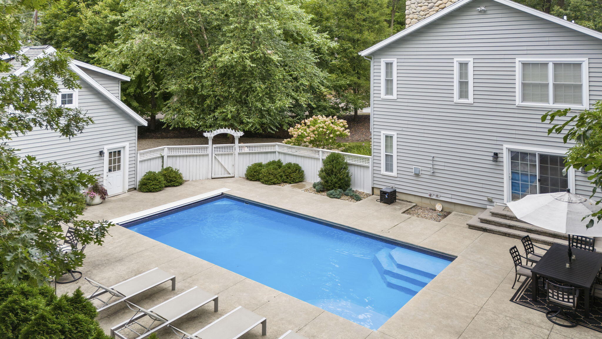 49200 Golfview Avenue New Buffalo MI 49117