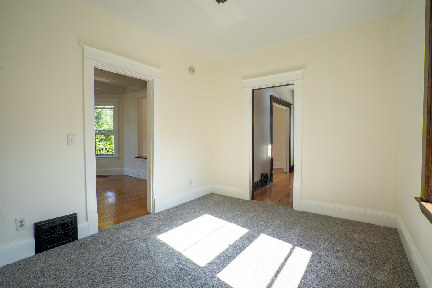 87 Monroe Avenue Muskegon MI 49440