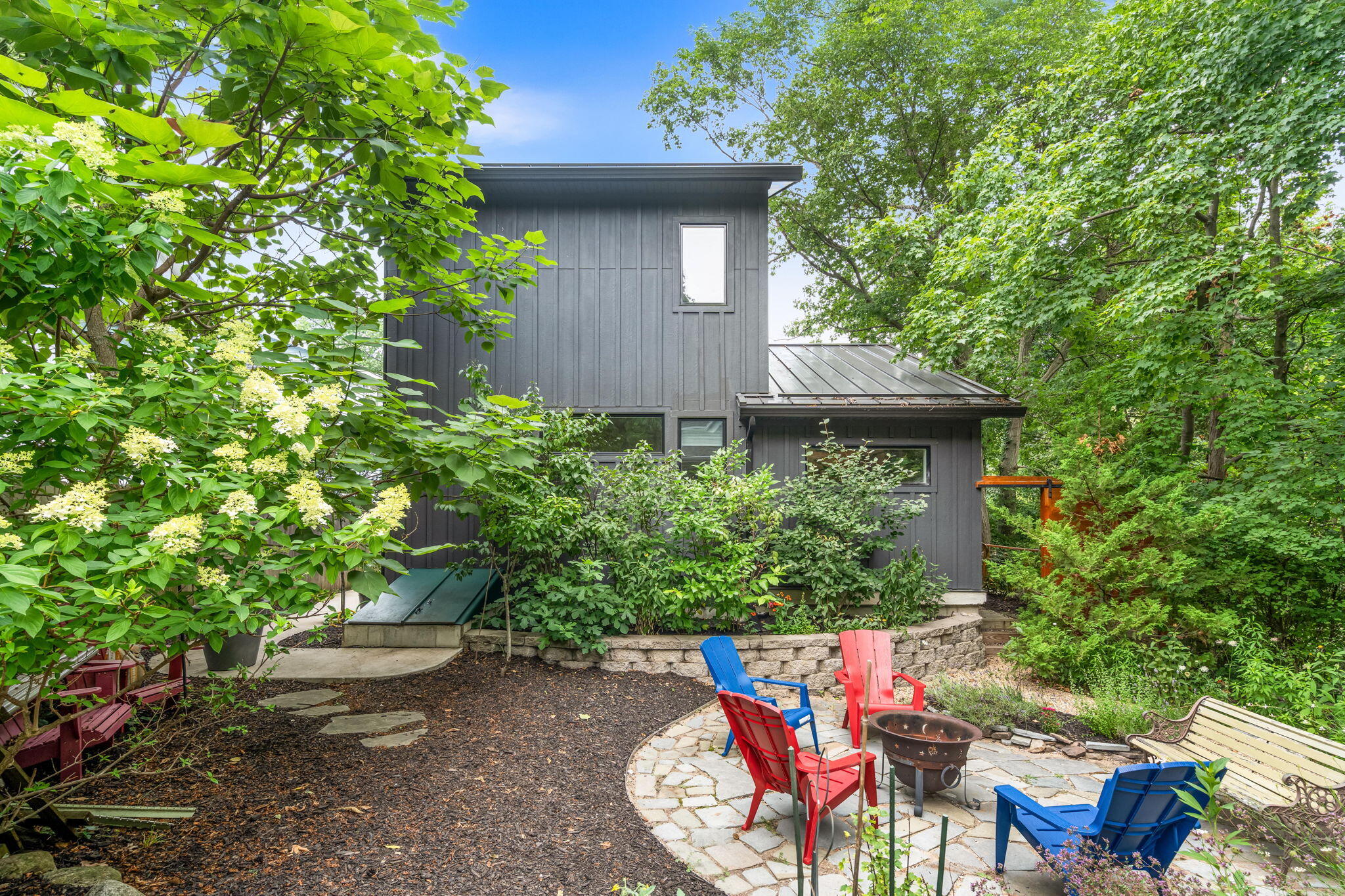 841 Holland Street Saugatuck MI 49453