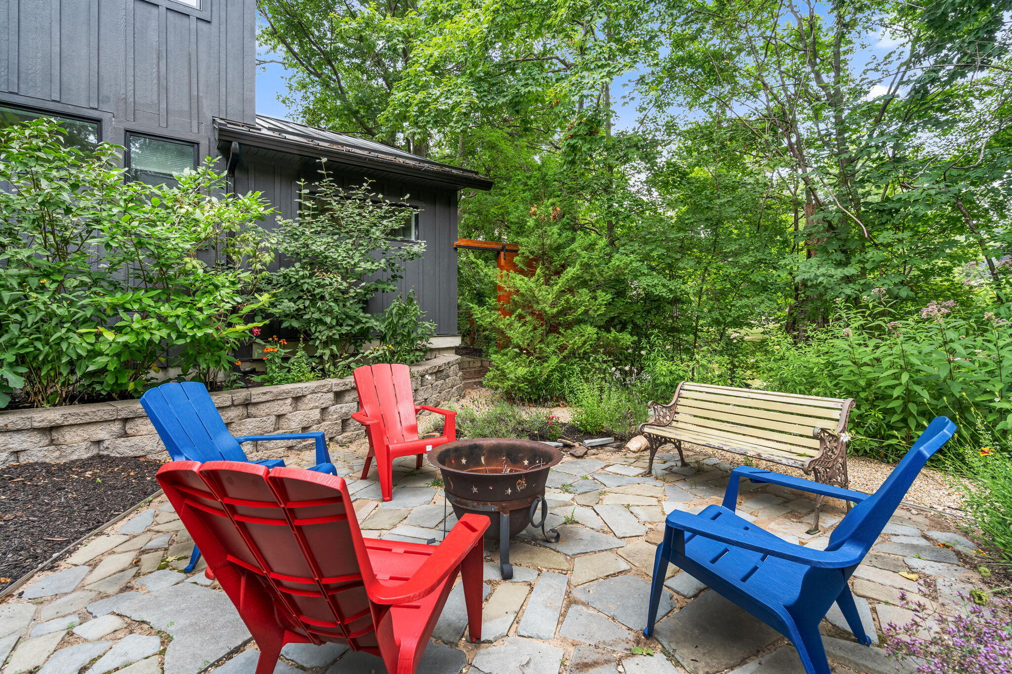 841 Holland Street Saugatuck MI 49453