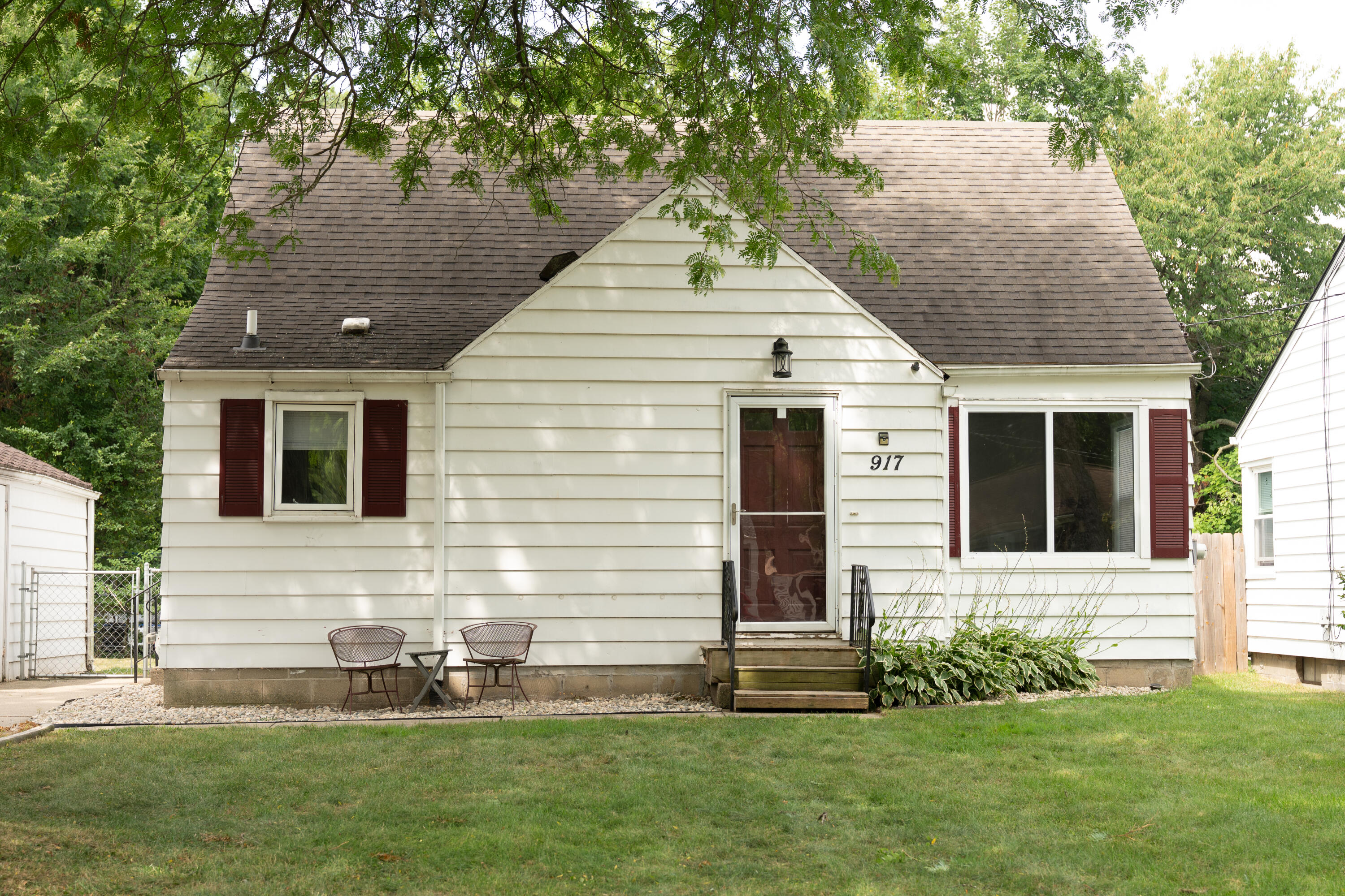 917 Clearview Street Kalamazoo MI 49048