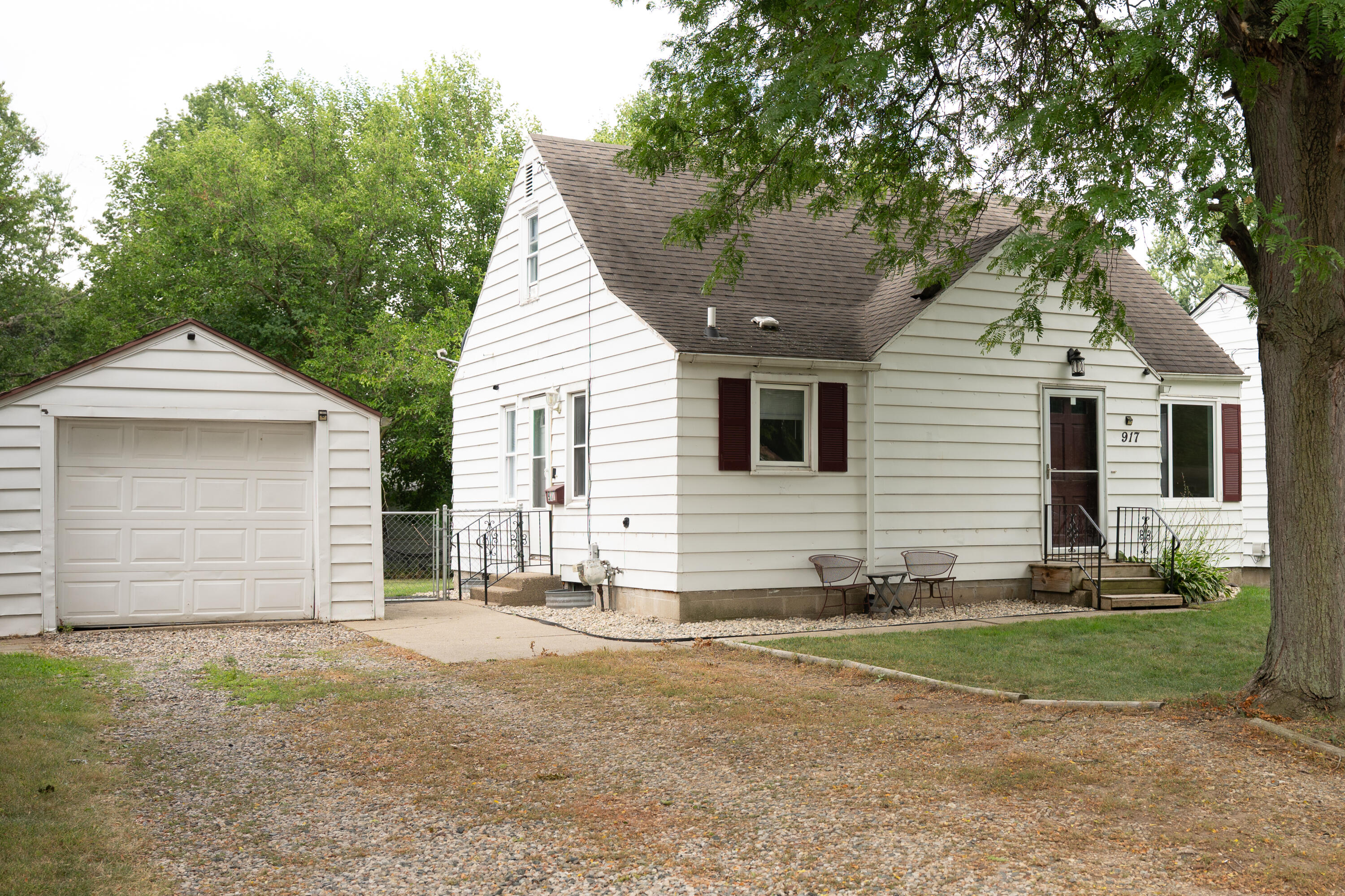 917 Clearview Street Kalamazoo MI 49048
