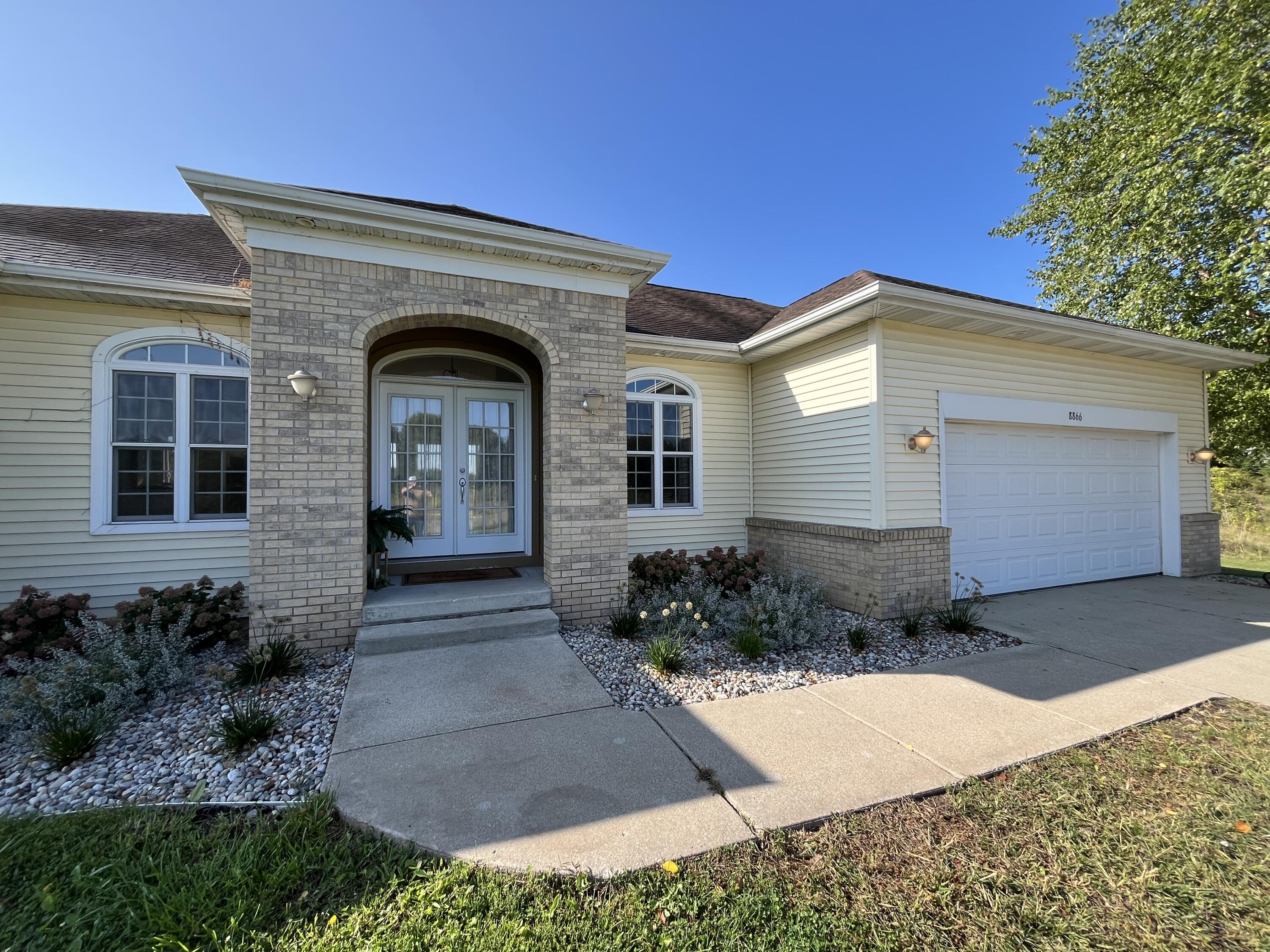 8866 Cascade Road SE Ada MI 49301