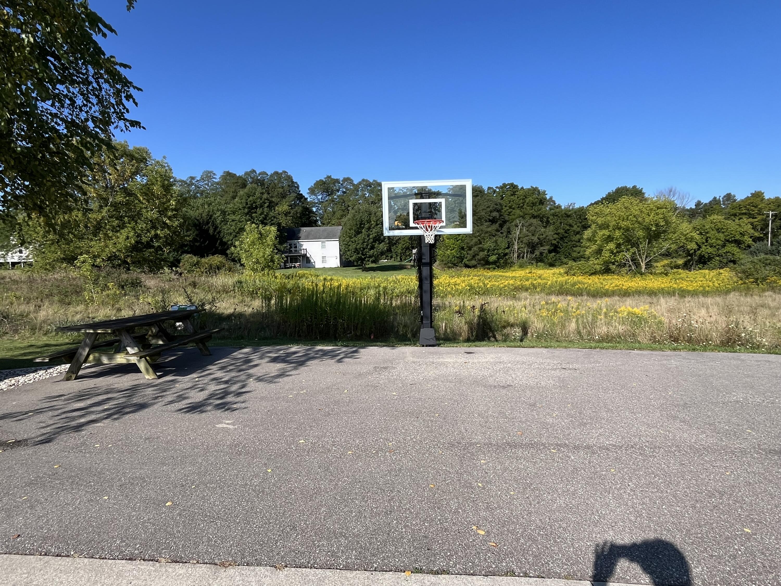 8866 Cascade Road SE Ada MI 49301