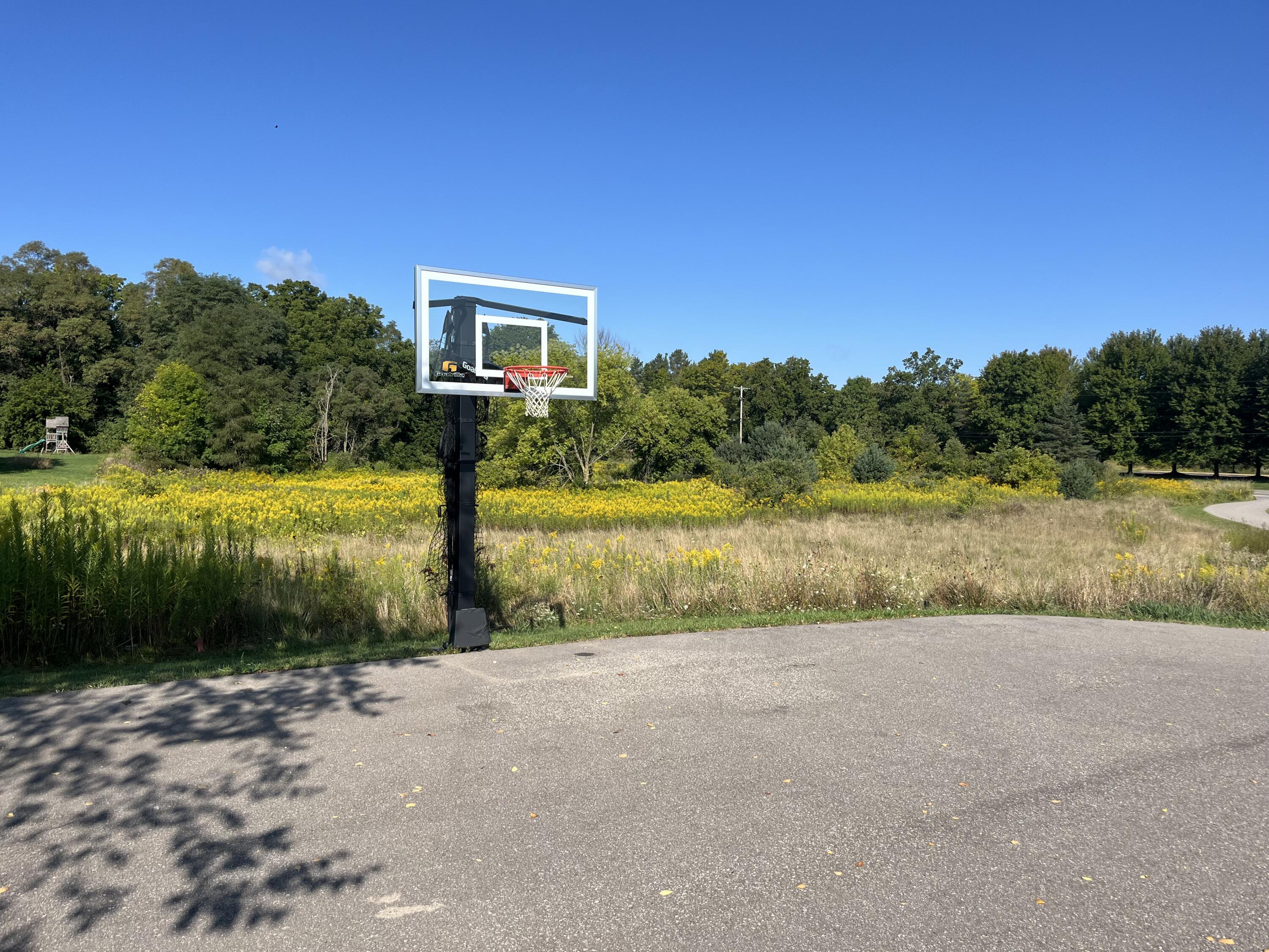 8866 Cascade Road SE Ada MI 49301