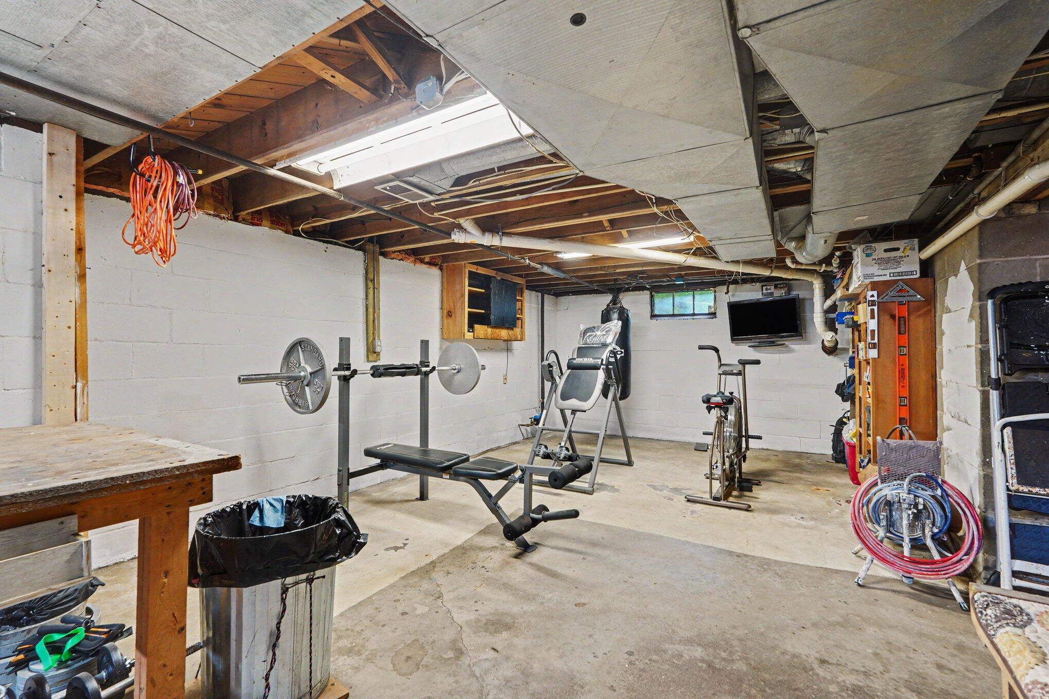 6516 Martin Road Norton Shores MI 49444