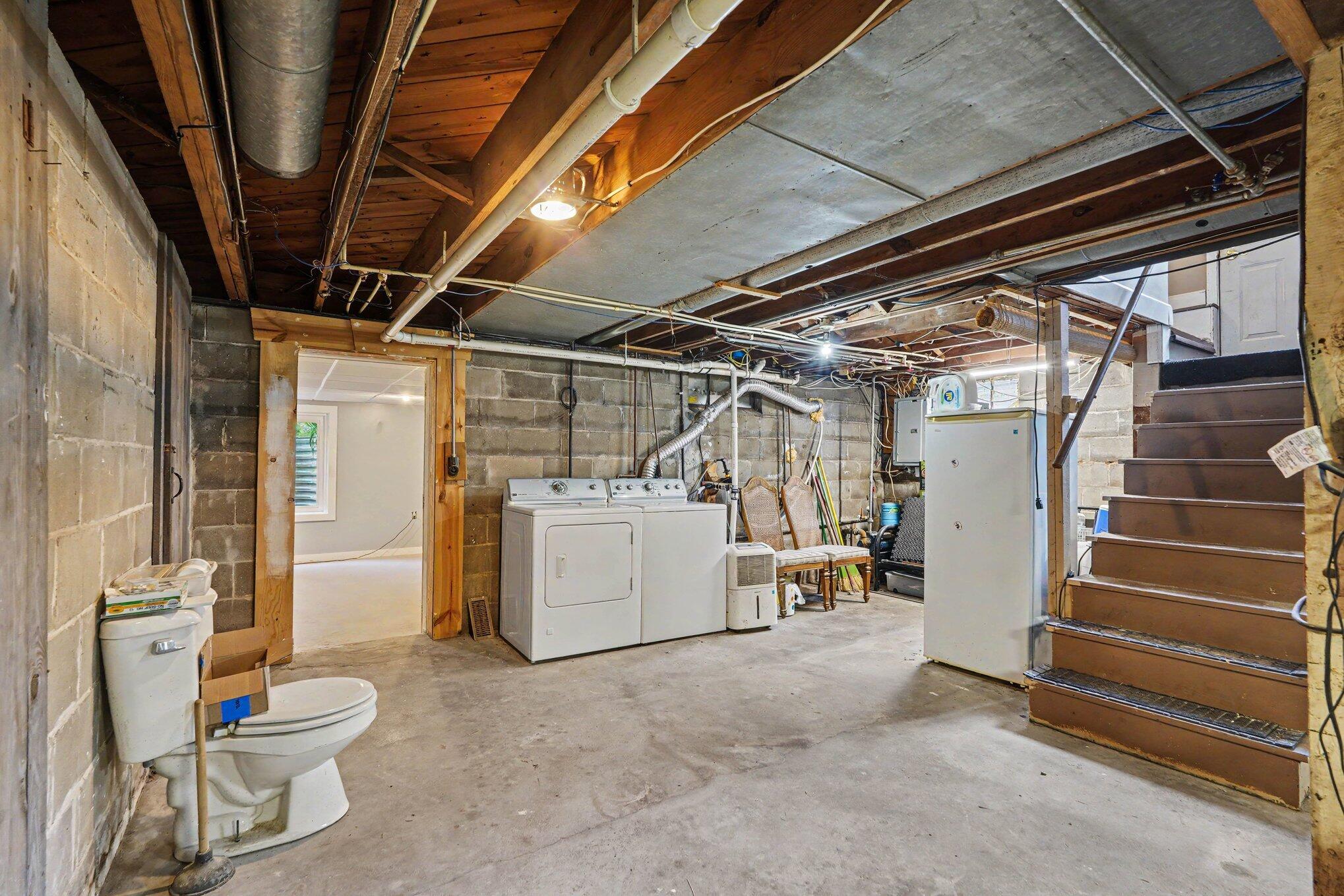 6516 Martin Road Norton Shores MI 49444