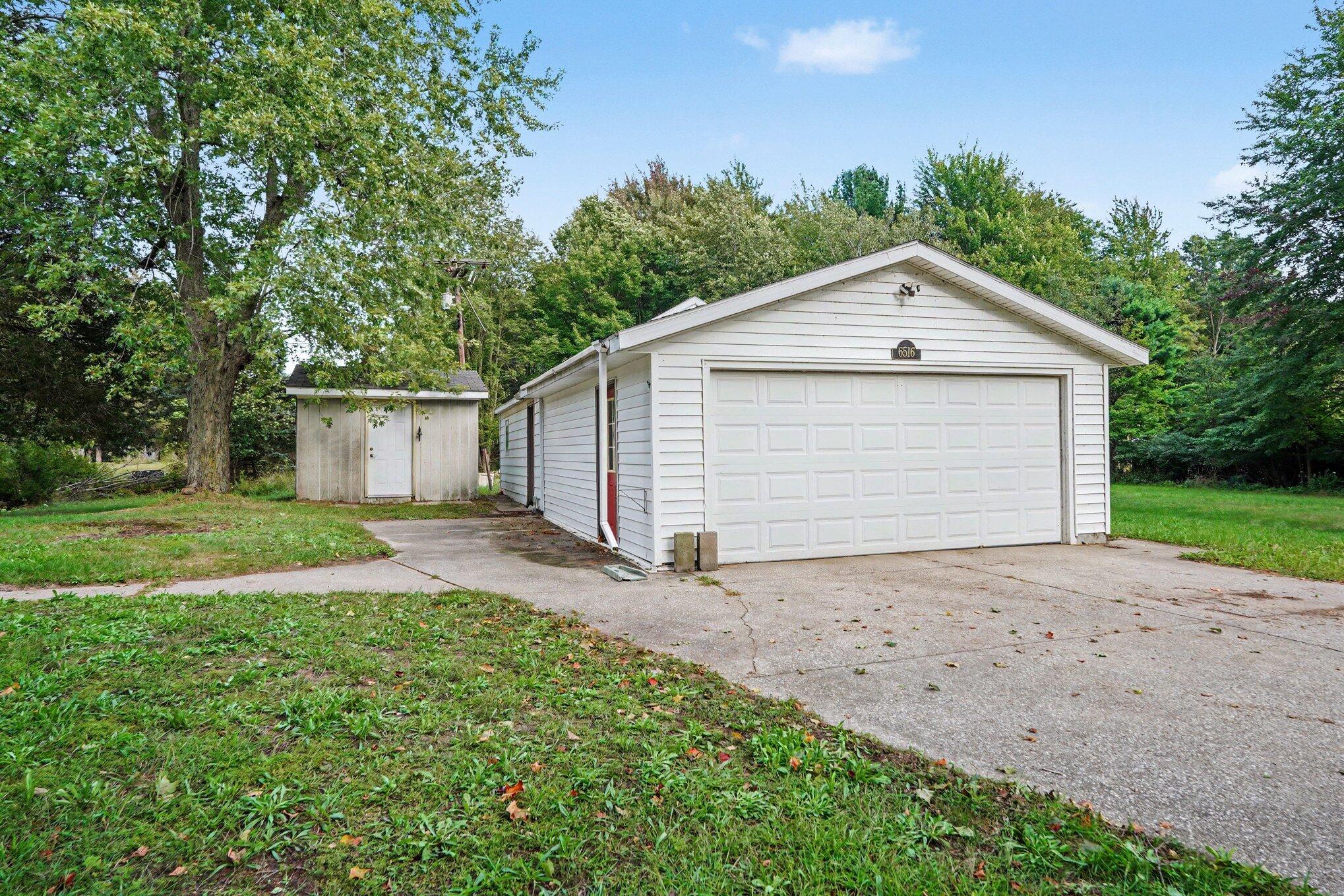 6516 Martin Road Norton Shores MI 49444