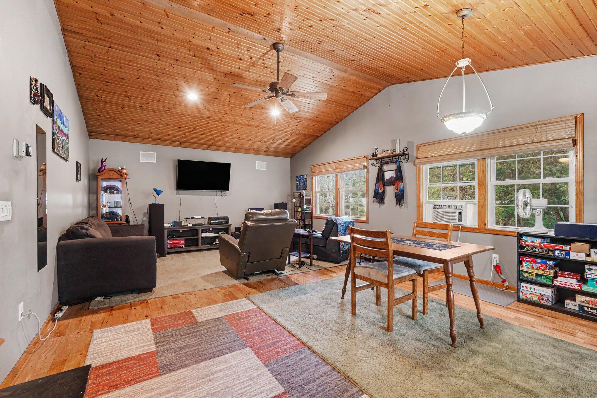 6516 Martin Road Norton Shores MI 49444