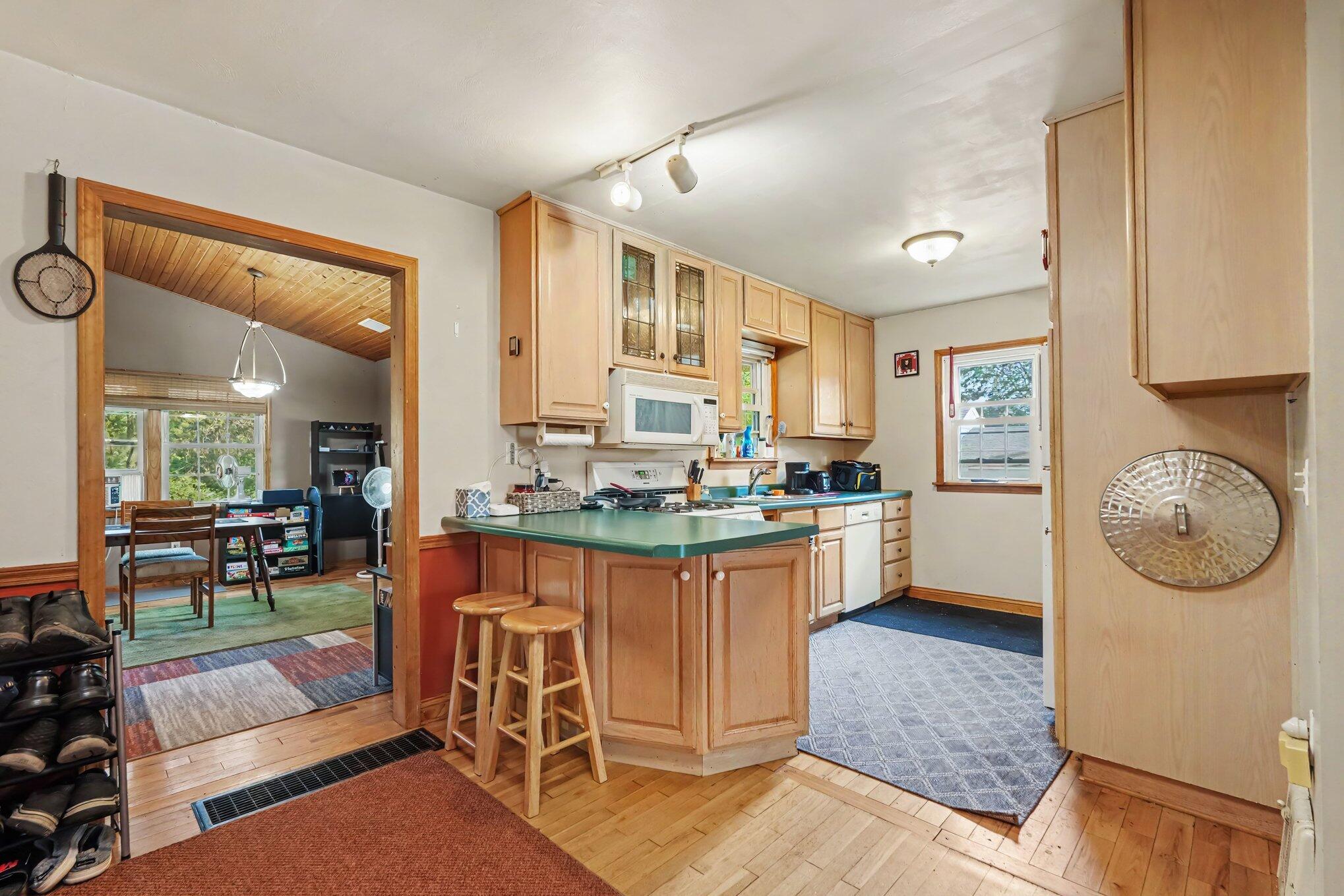 6516 Martin Road Norton Shores MI 49444