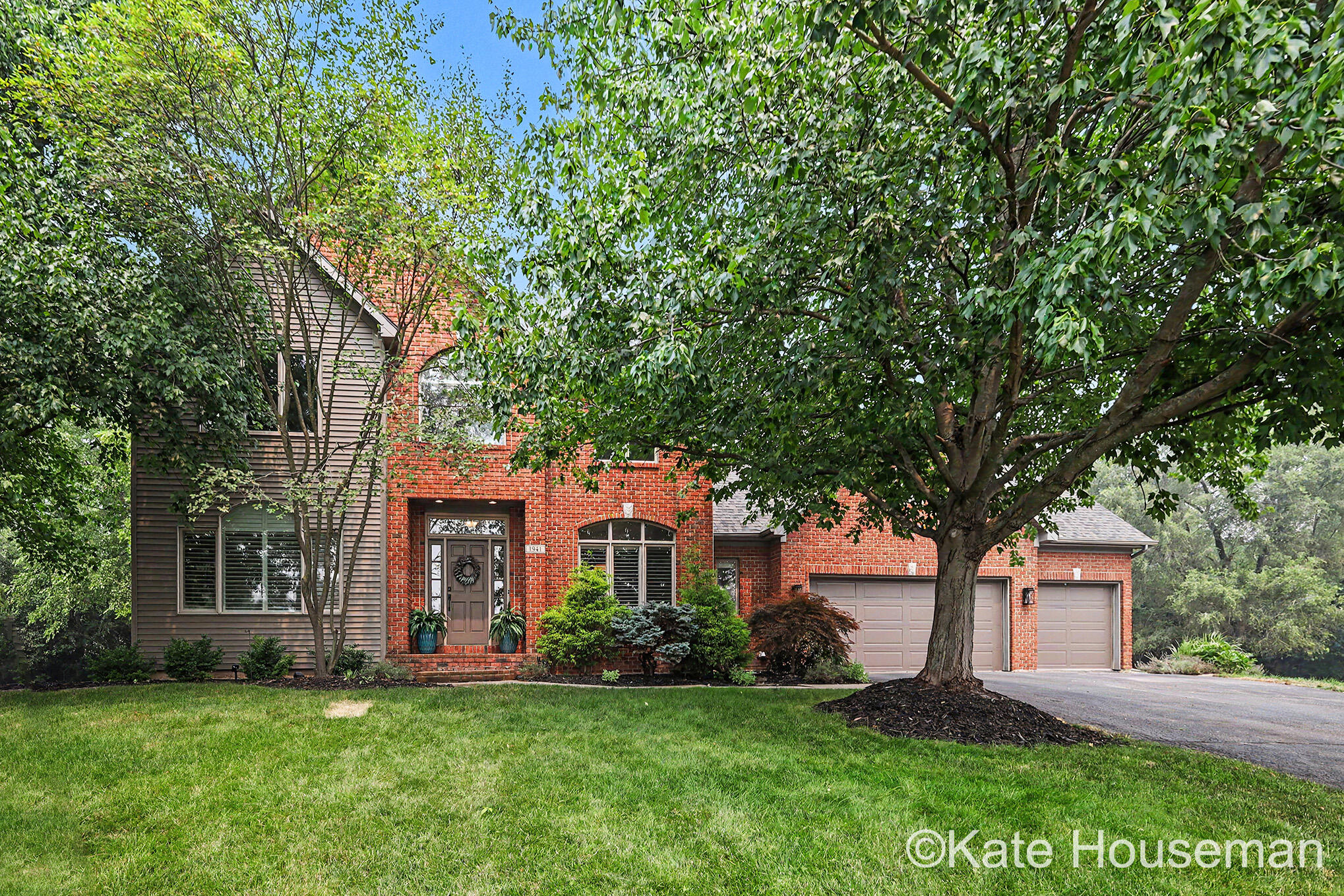 1941 Jennydale Court SE Grand Rapids MI 49546