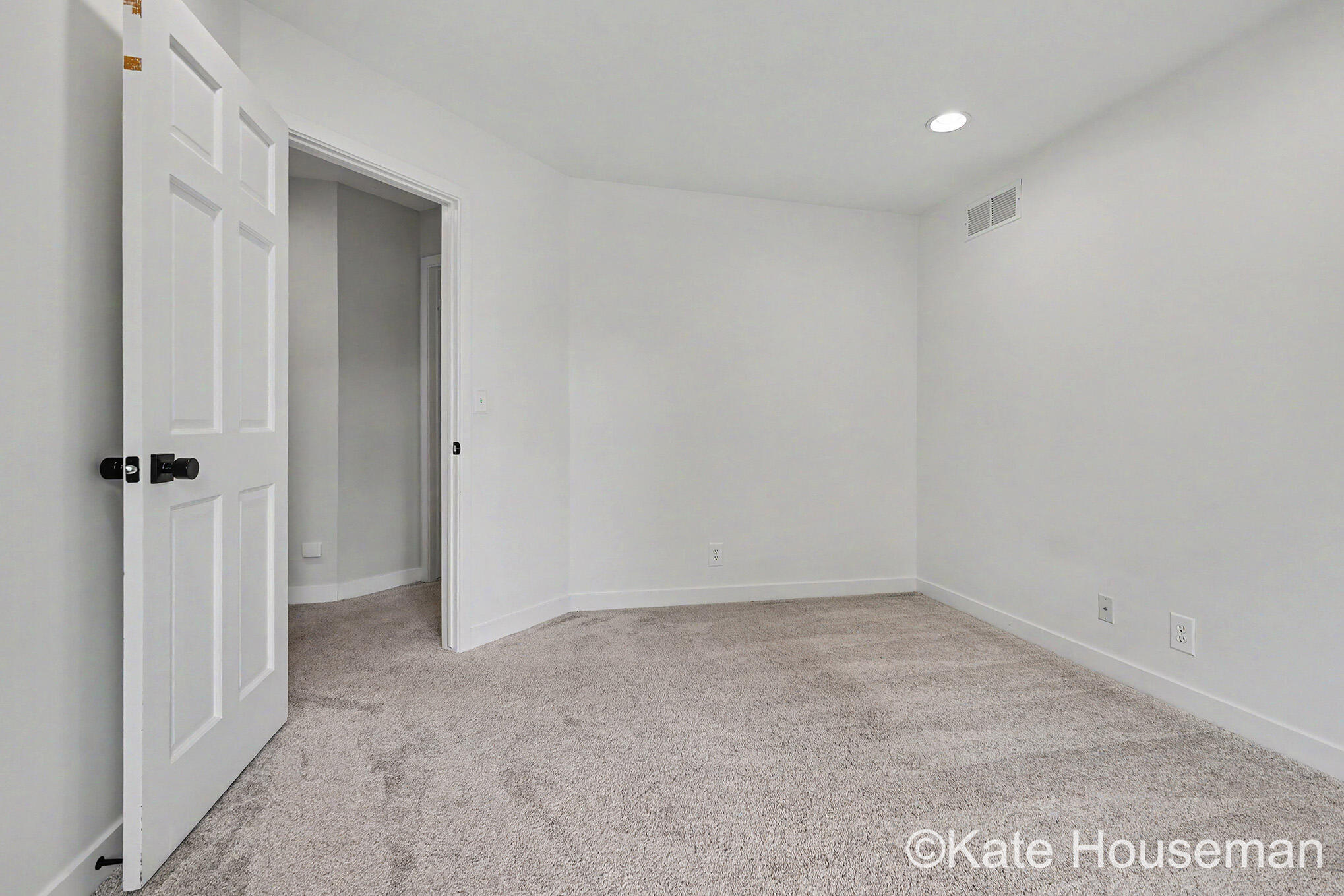 1941 Jennydale Court SE Grand Rapids MI 49546