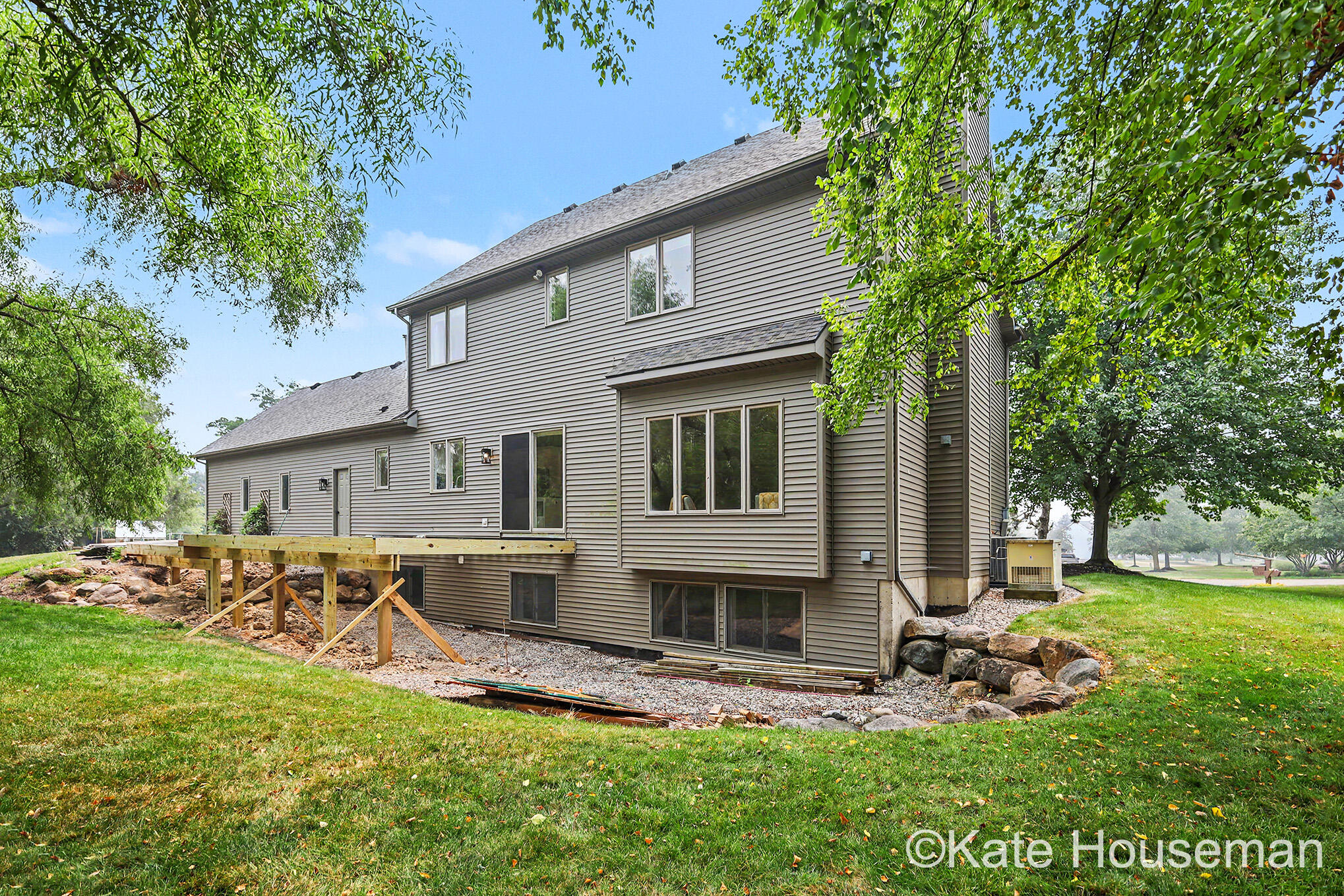 1941 Jennydale Court SE Grand Rapids MI 49546