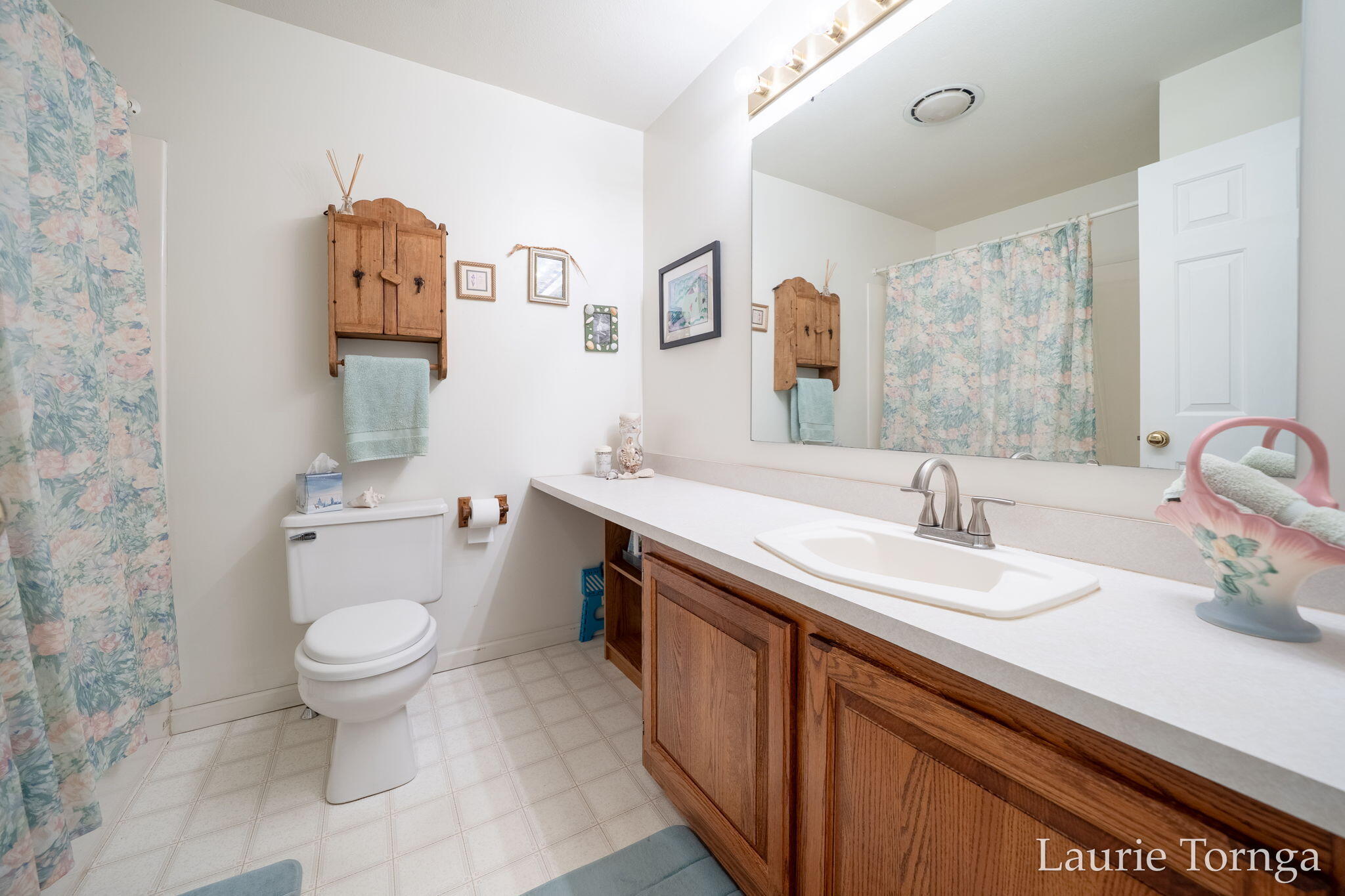 2670 Grand River Drive NE Grand Rapids MI 49525