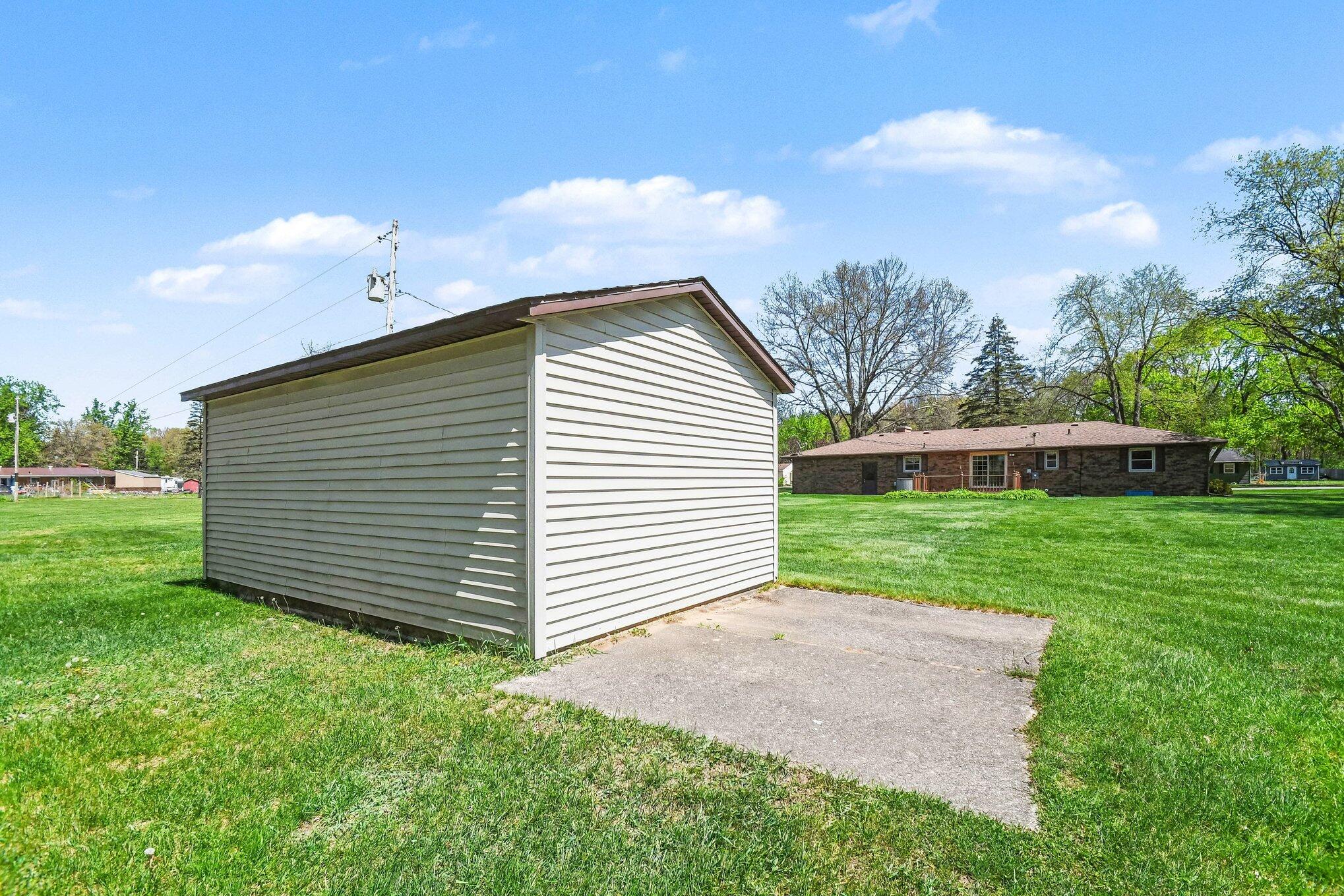70620 Dennis Drive Niles MI 49120