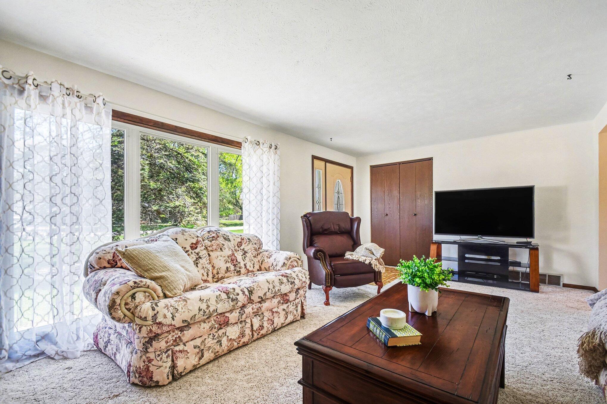 70620 Dennis Drive Niles MI 49120